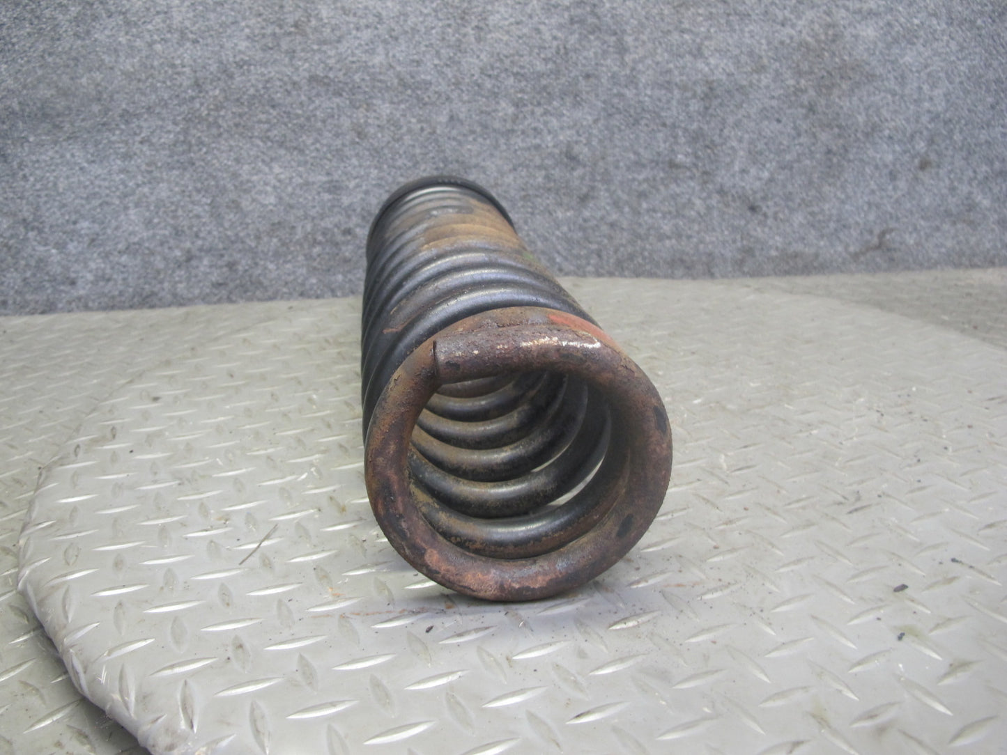 86-89 Mercedes R107 560SL Set of 2 Front Left & Right Coil Spring OEM