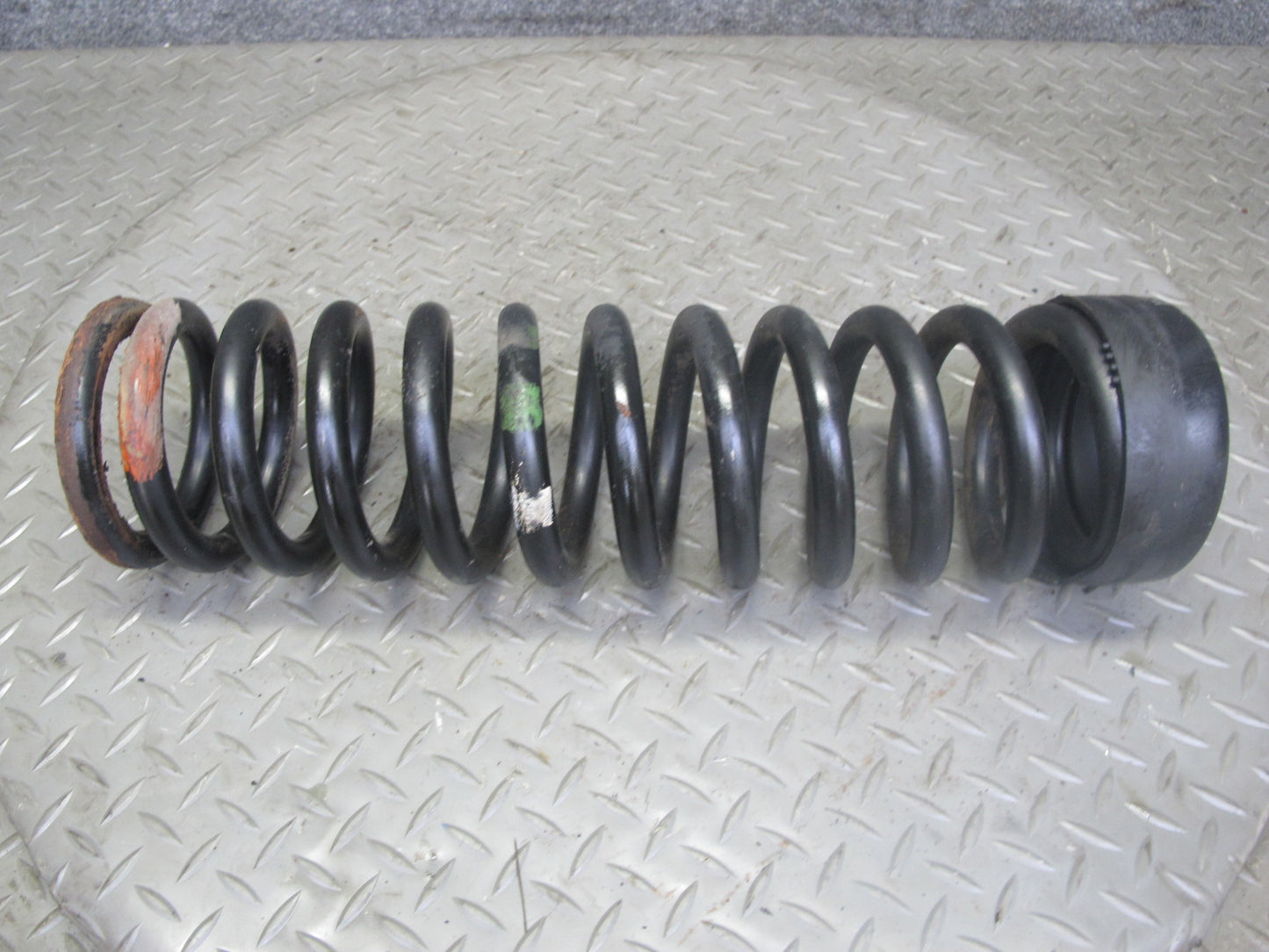 86-89 Mercedes R107 560SL Set of 2 Front Left & Right Coil Spring OEM