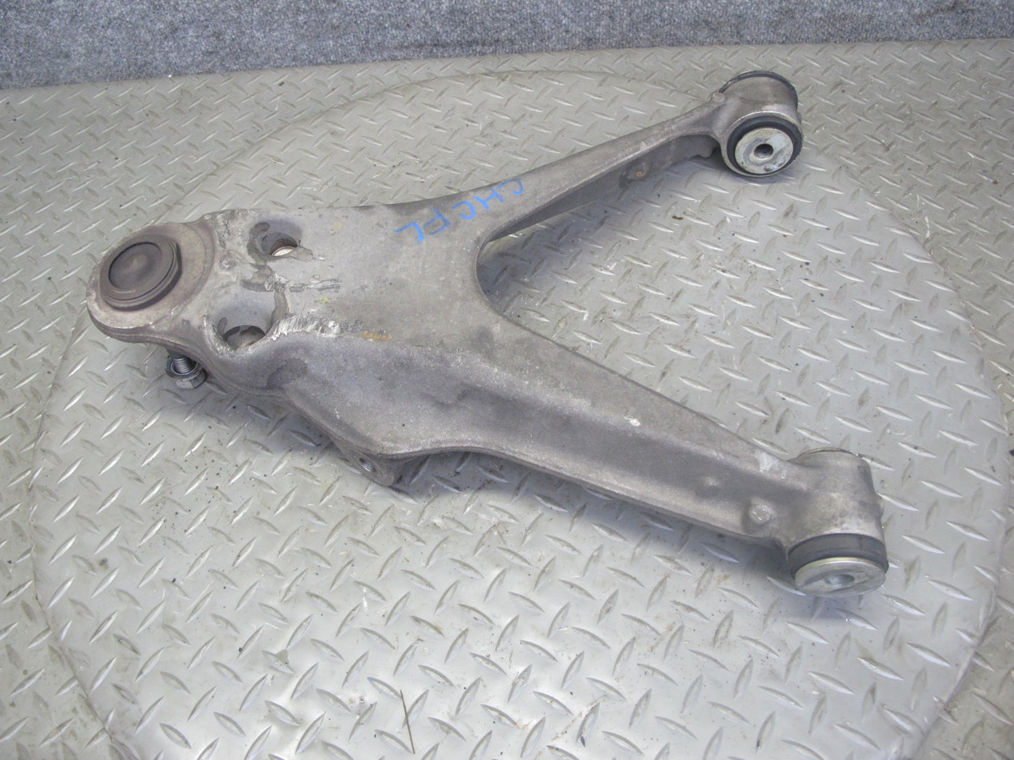 05-13 Chevrolet Corvette C6 Set of 2 Front Left Upper & Lower Control Arm OEM