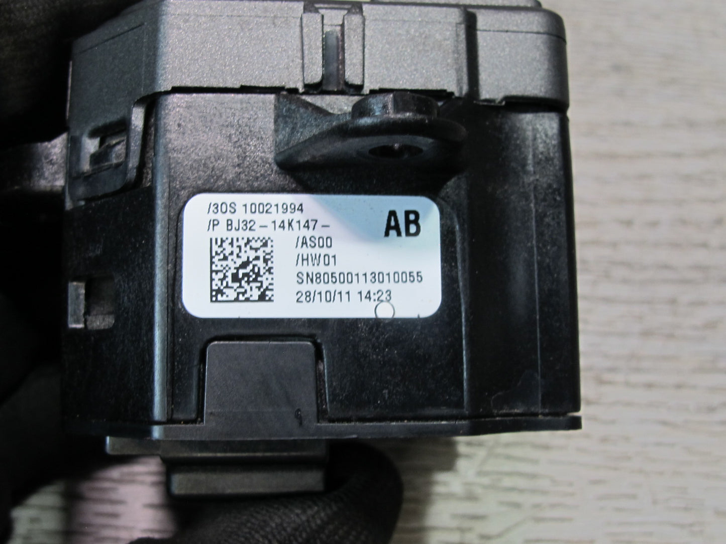 2012-2015 Range Rover Evoque L538 Traction Control Hill Descent Switch Button