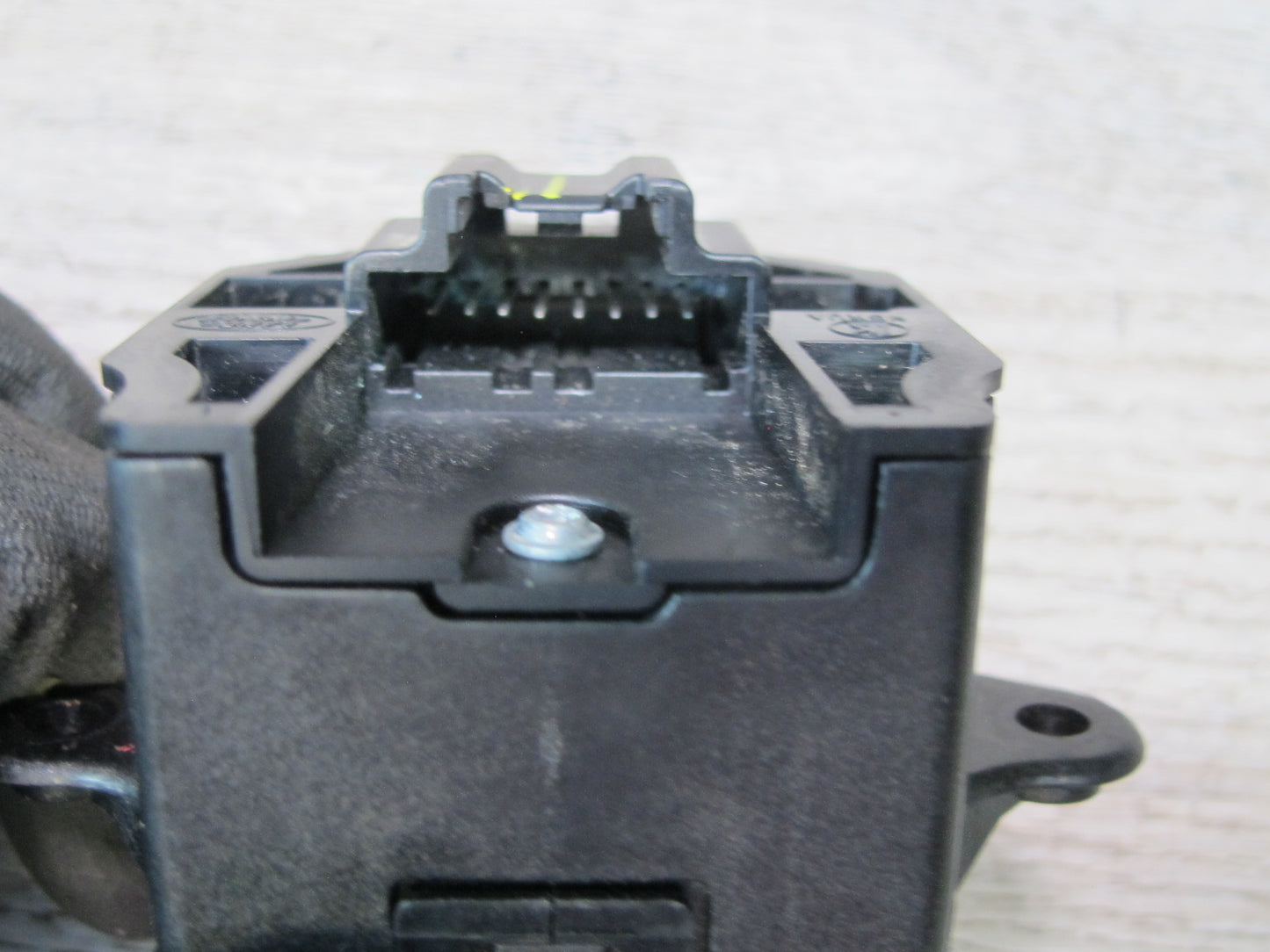 2012-2015 Range Rover Evoque L538 Traction Control Hill Descent Switch Button