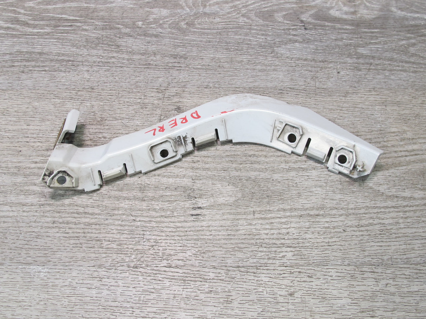 2012-2013 Range Rover Evoque L538 Rear Bumper Tail Light Bracket Support Set