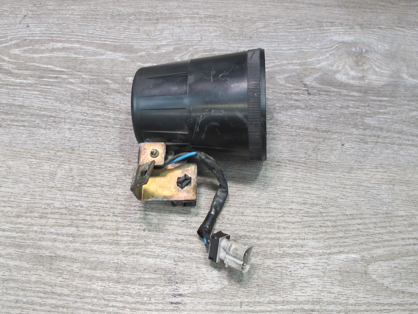 94-95 E34 530i 540i Sedan Security System Alarm Horn Signal Siren 8367270 OEM