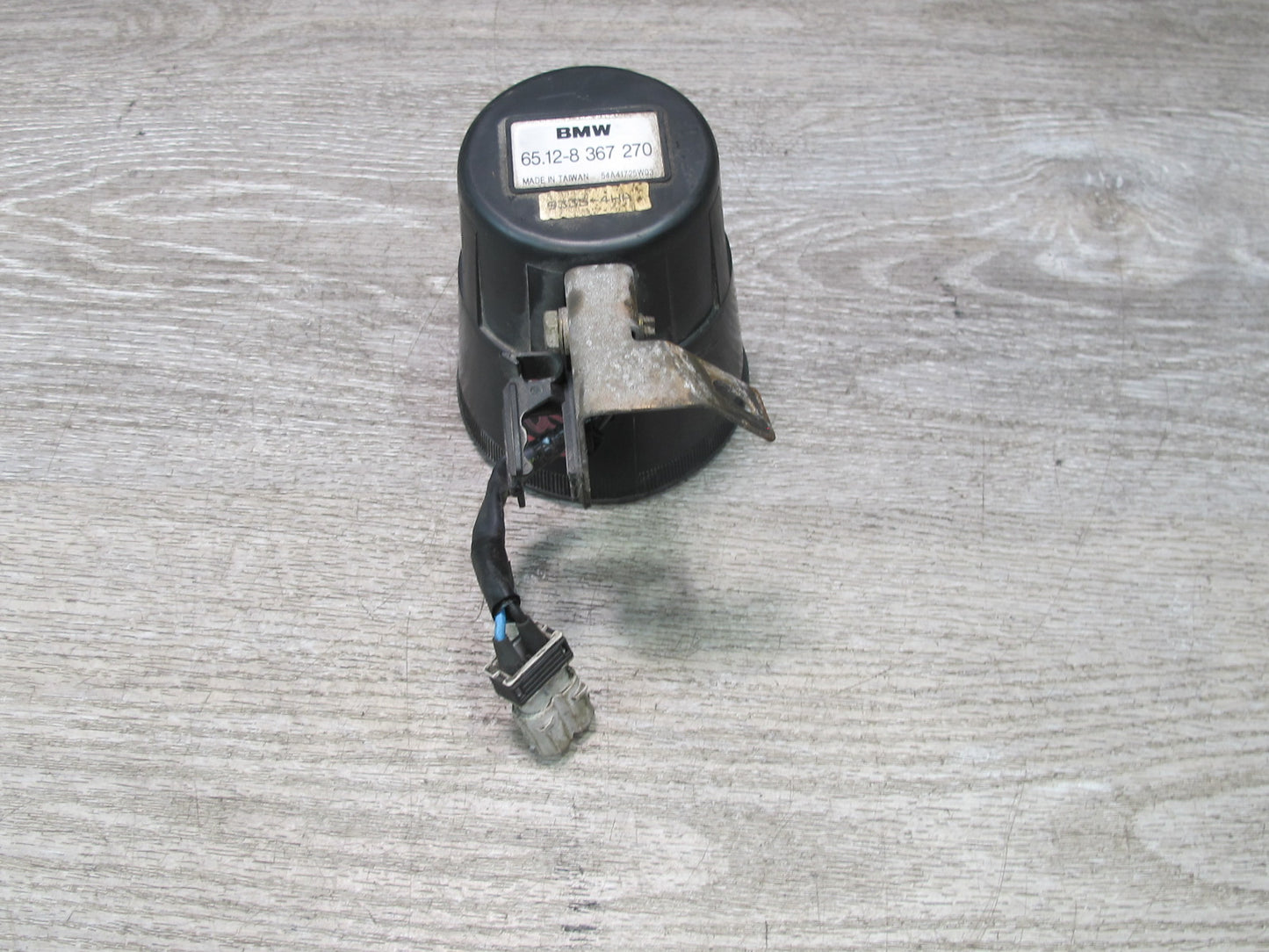 94-95 E34 530i 540i Sedan Security System Alarm Horn Signal Siren 8367270 OEM