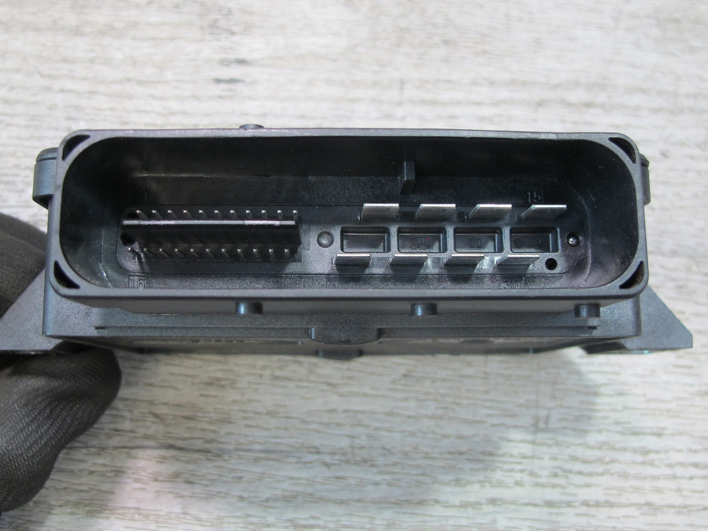2012-2015 Range Rover Evoque L538 Parking Brake Control Module BJ32-2C496-AG