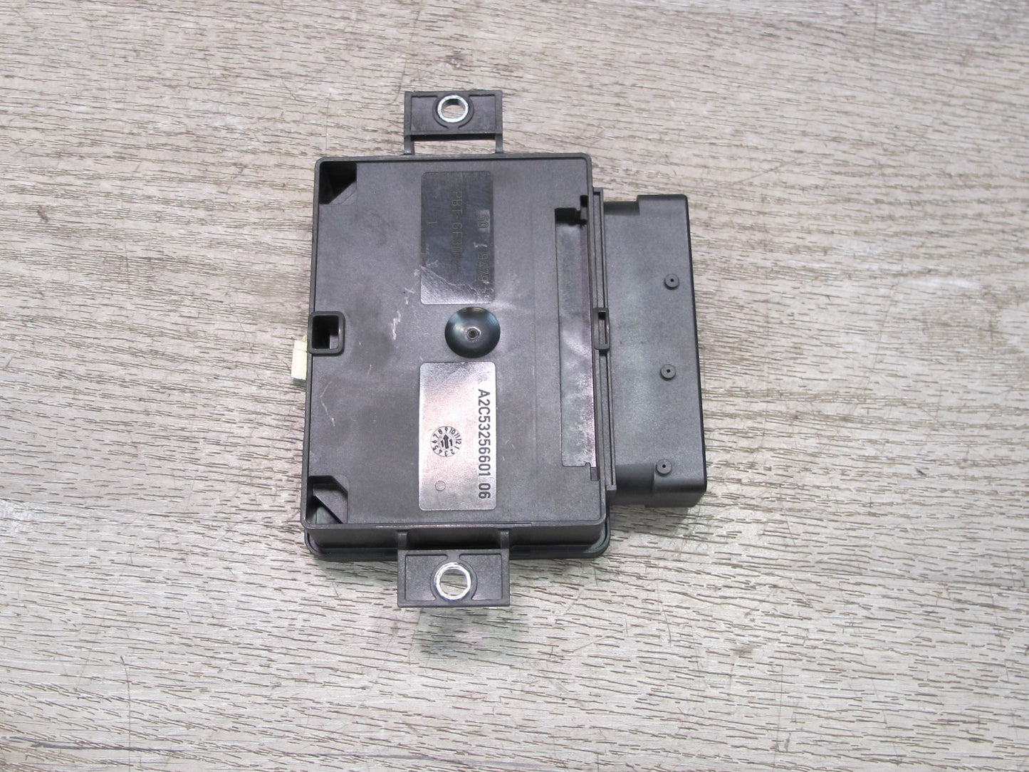 2012-2015 Range Rover Evoque L538 Parking Brake Control Module BJ32-2C496-AG
