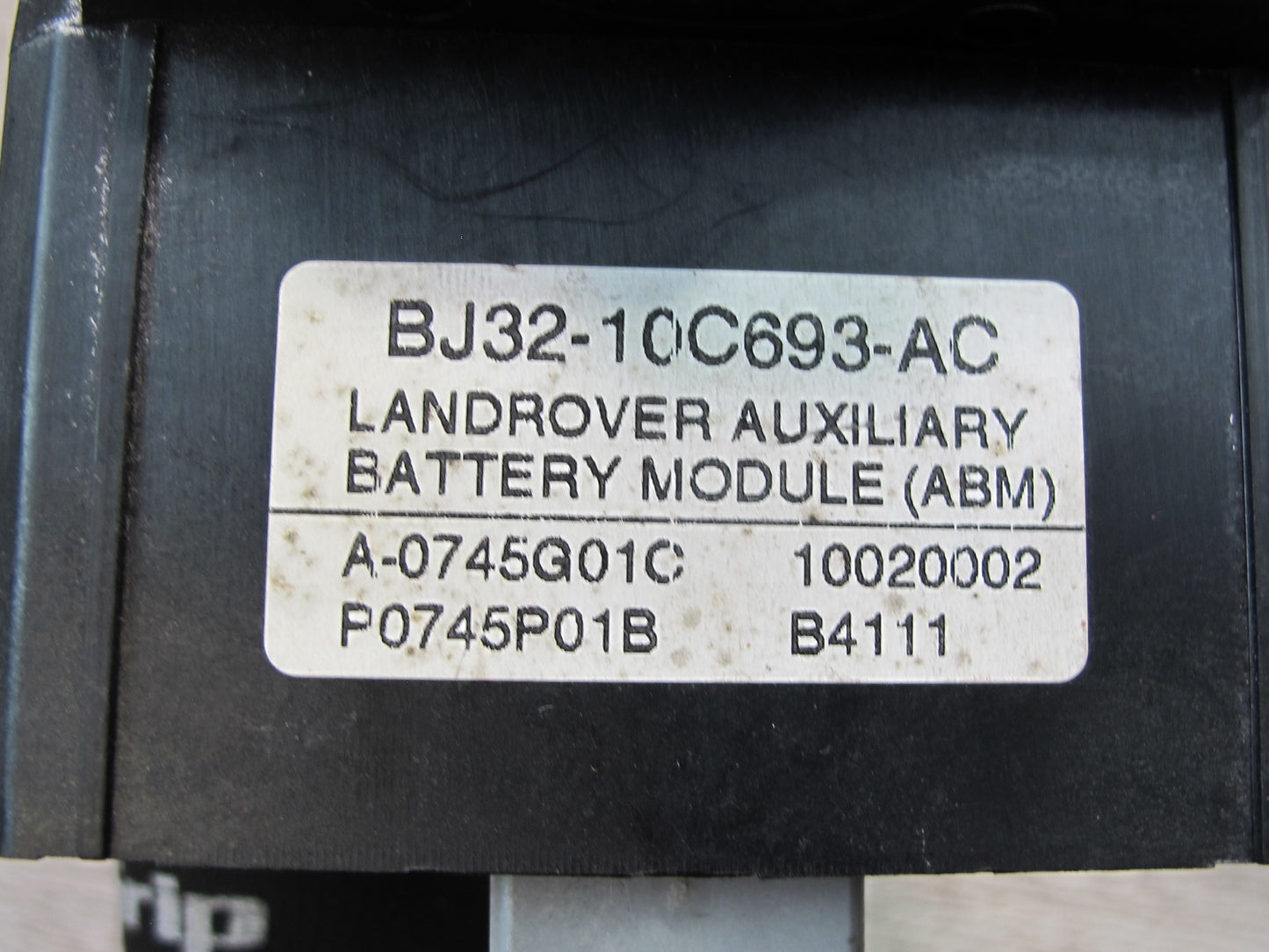 2012-2013 Range Rover Evoque L538 Auxiliary Battery Control Module Assembly