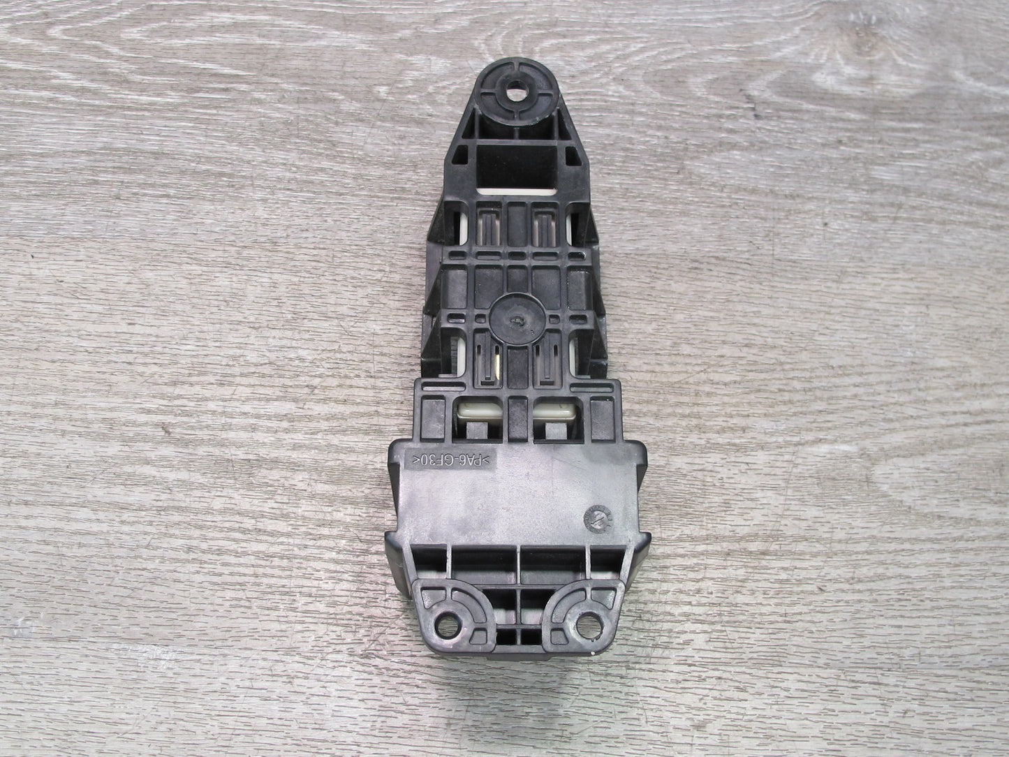 2012-2013 Range Rover Evoque L538 Auxiliary Battery Control Module Assembly