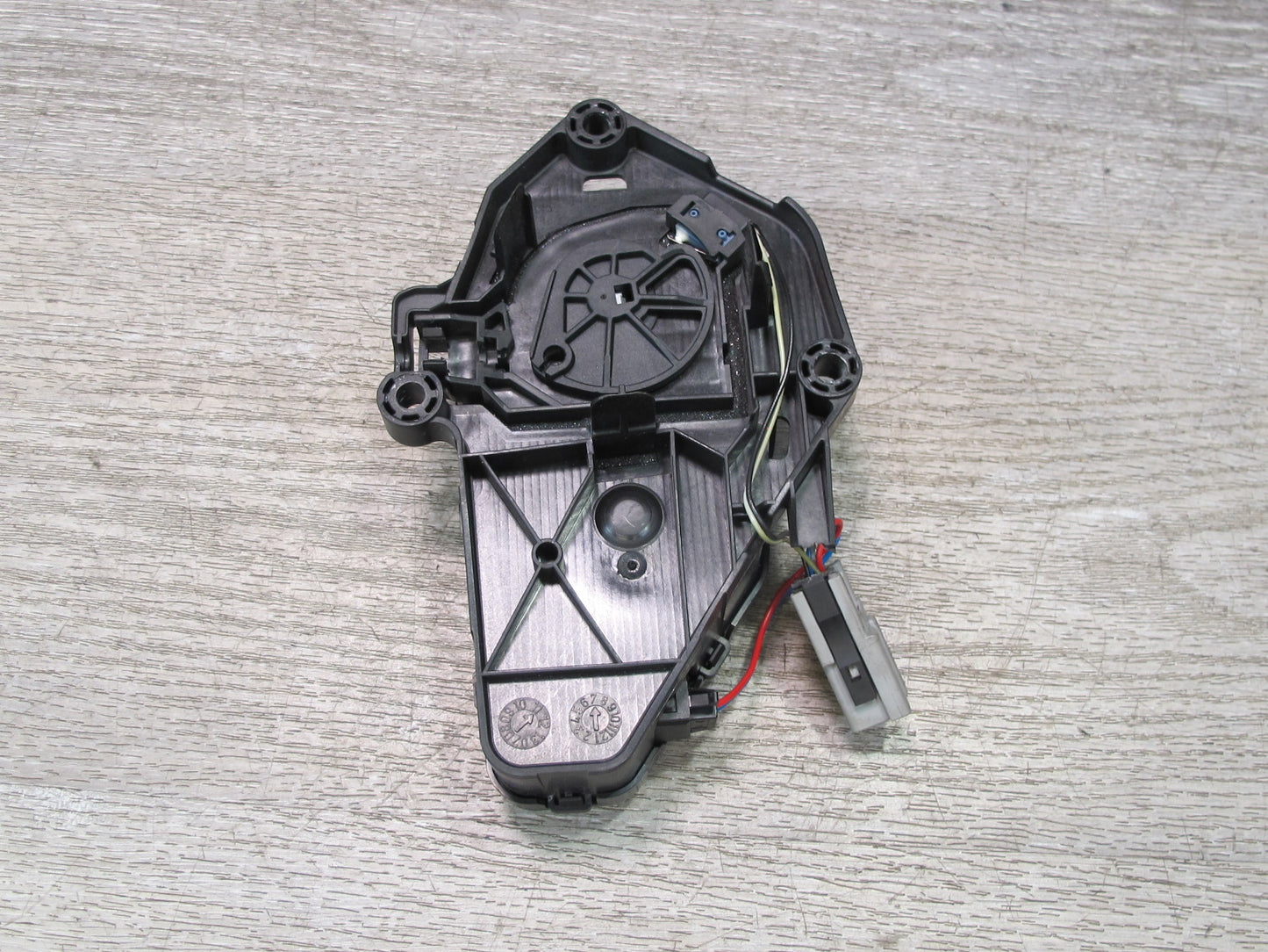 2012-2015 Range Rover Evoque L538 Rear Trunk Boot Tailgate Actuator Motor