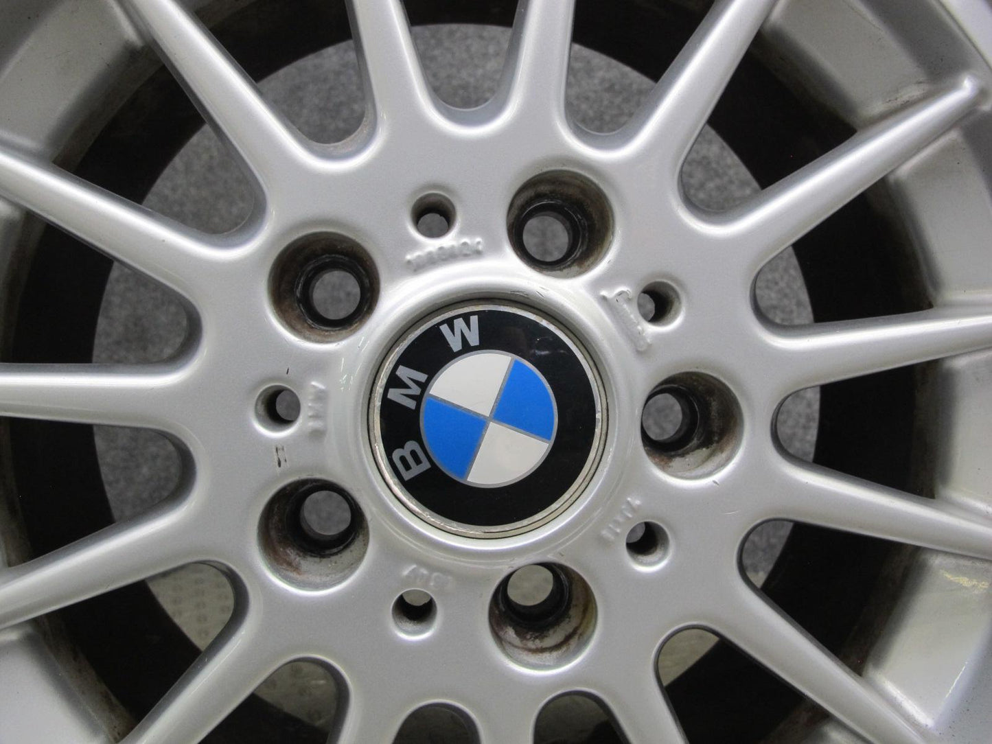 95-99 BMW E36 Set of 4 Style 32 Factory 15" R15 Alloy Wheel Rim 15x7J ET47 OEM