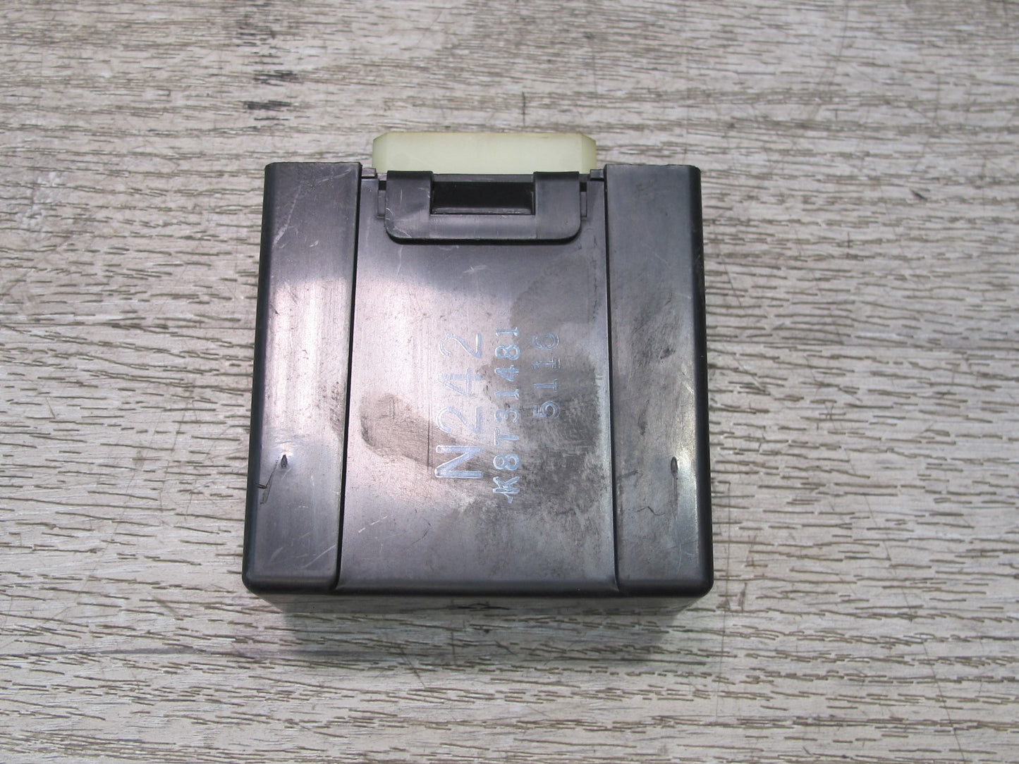 84-85 Mazda RX7 FB 12A Engine Ignition Control Module Igniter N242 K8T31481 OEM