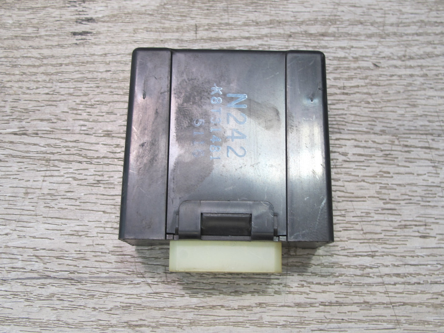 84-85 Mazda RX7 FB 12A Engine Ignition Control Module Igniter N242 K8T31481 OEM