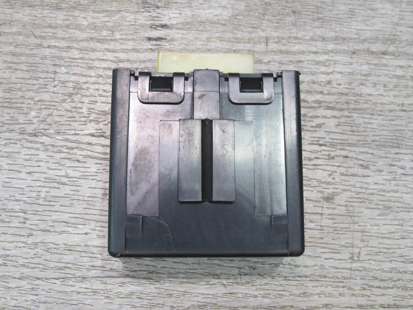 84-85 Mazda RX7 FB 12A Engine Ignition Control Module Igniter N242 K8T31481 OEM
