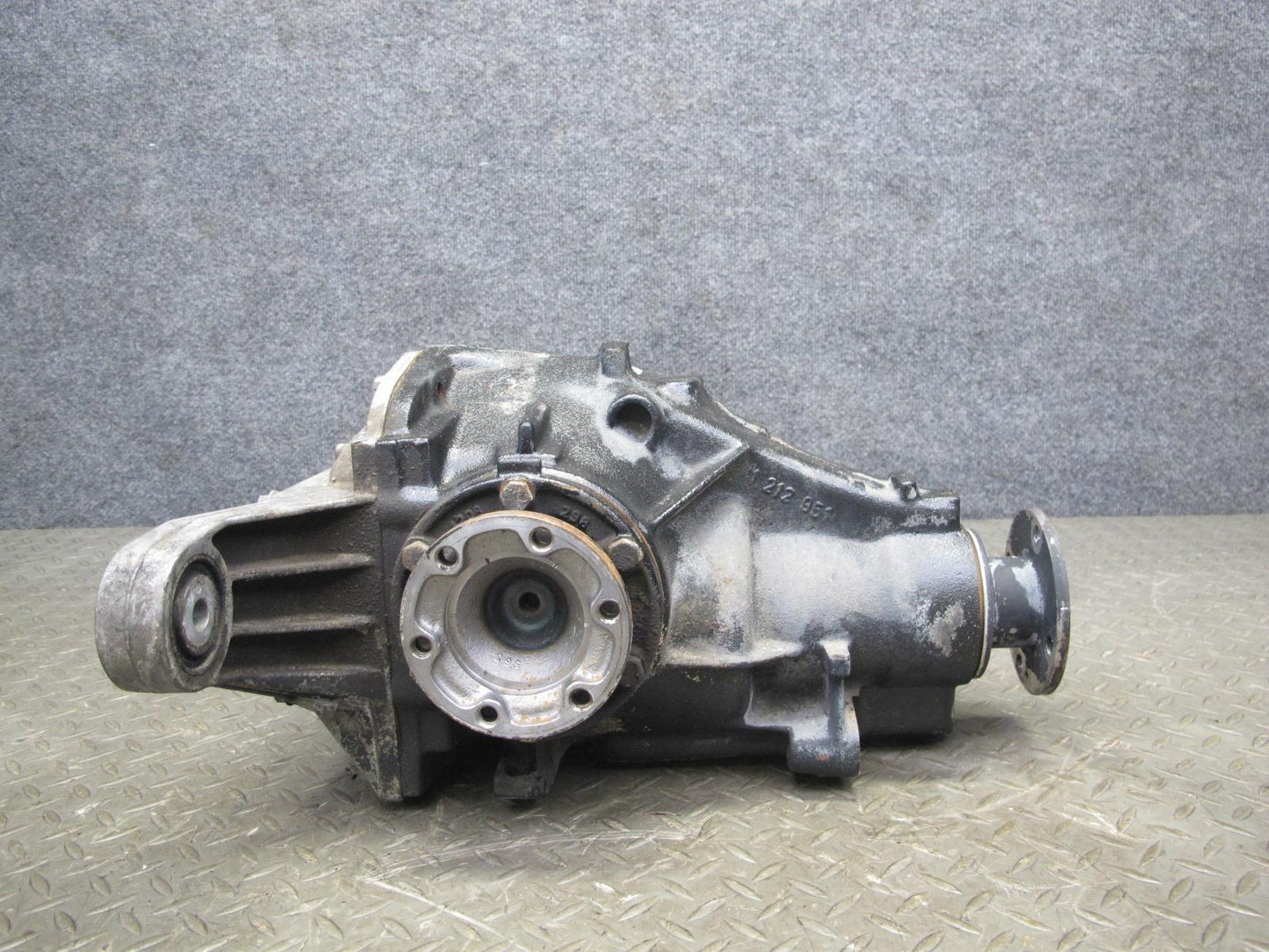 98-99 BMW E36 328i M52 M/T Manual Rear Differential Carrier 2.93 Ratio 135K OEM