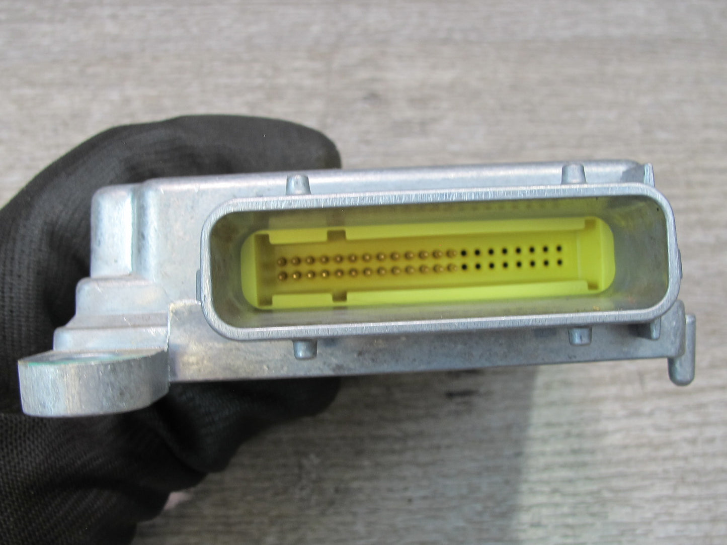 06-07 HUMMER H2 SRS AIRBAG CONTROL MODULE UNIT 15814448 OEM