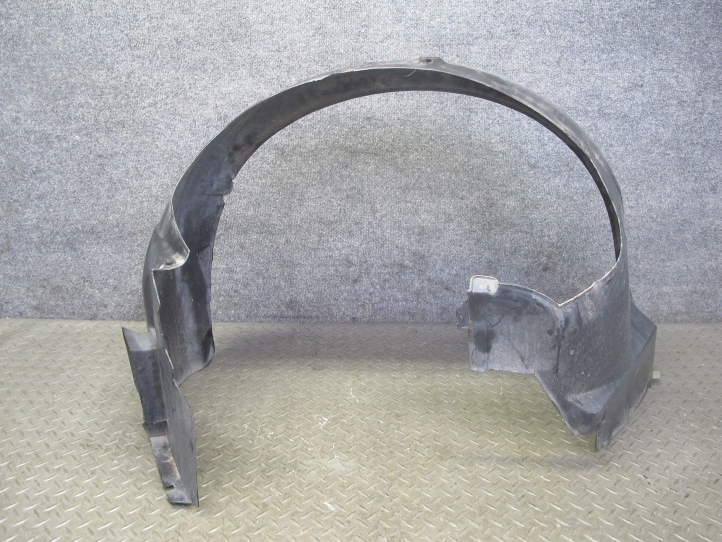 94-99 BMW E36 Coupe Convertible Front Right Fender Liner Splash Shield Guard OEM