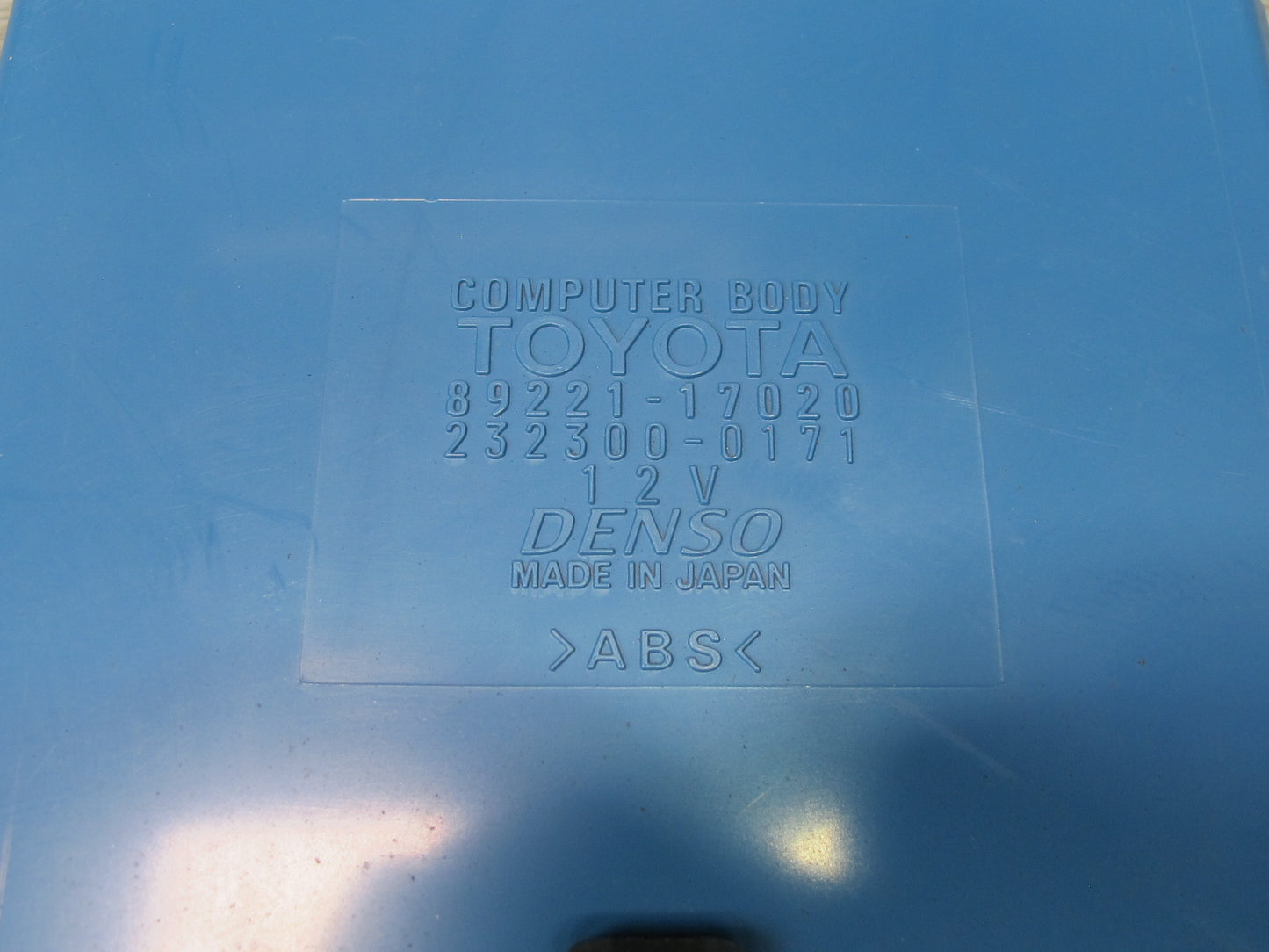 00-05 Toyota MR2 Spyder ZZW30L Multiplex Body Control Module 89221-17020 OEM
