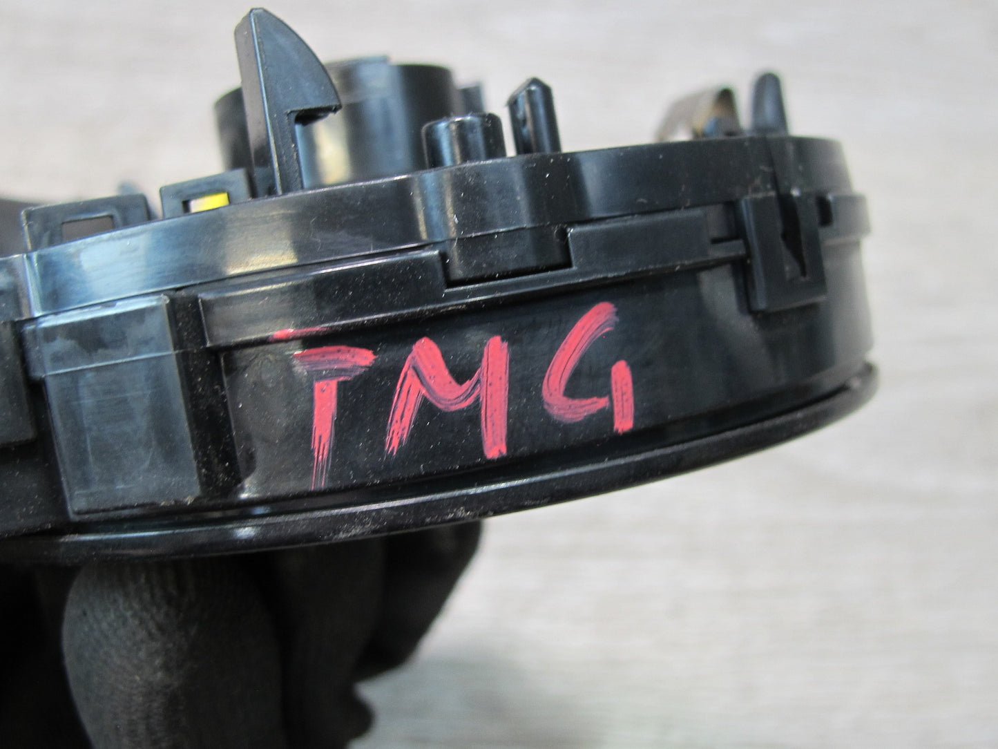00-05 TOYOTA MR2 STEERING COLUMN CLOCK SPRING OEM
