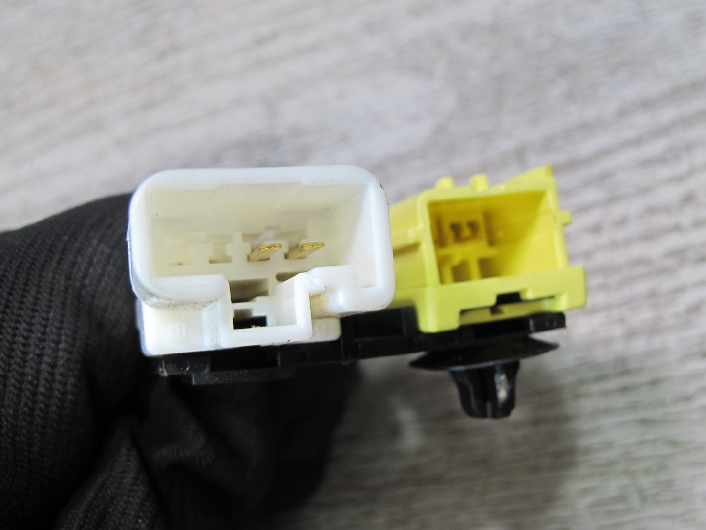 00-05 Toyota MR2 Spyder ZZW30L Passenger Switch OEM
