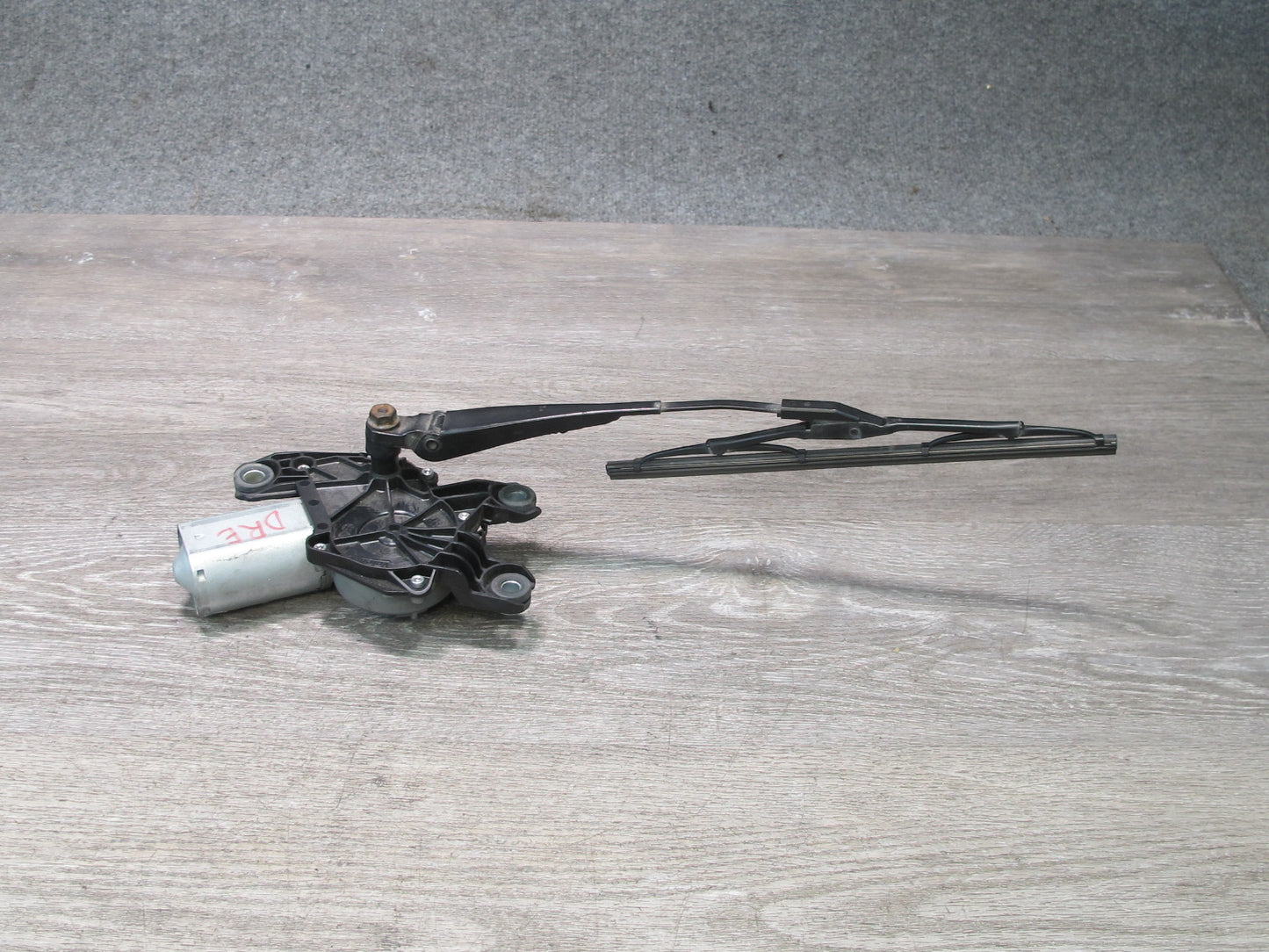 2012-2019 Range Rover Evoque L538 Rear Tailgate Wiper Motor w Arm