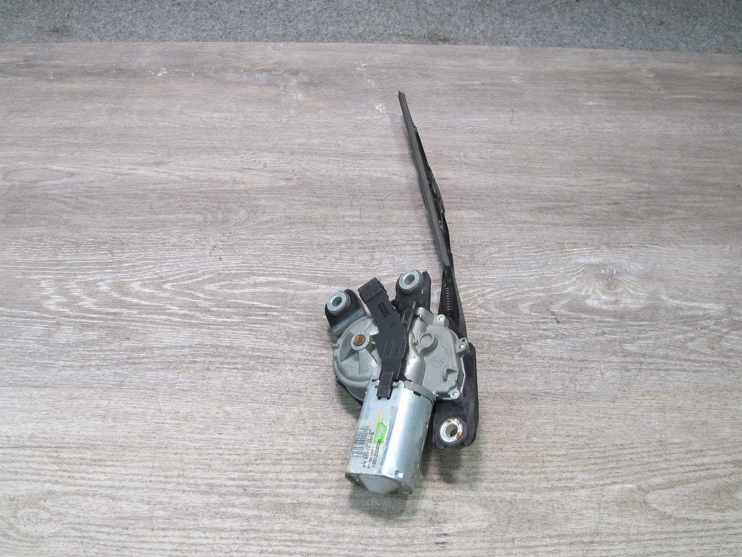 2012-2019 Range Rover Evoque L538 Rear Tailgate Wiper Motor w Arm