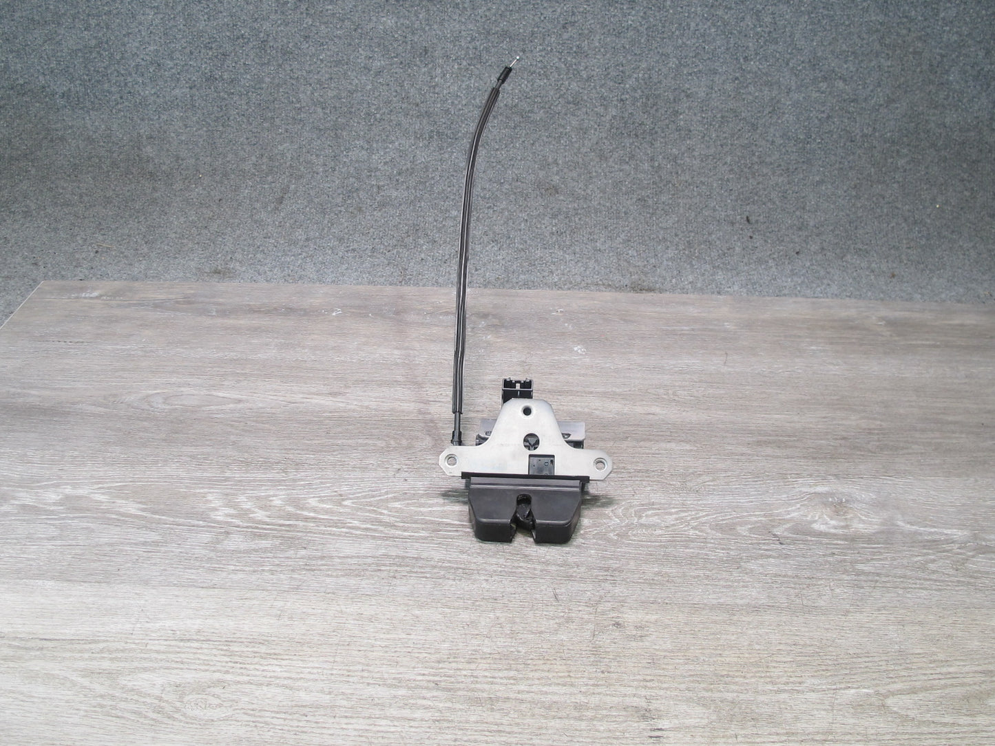 2012-2019 Range Rover Evoque L538 Rear Trunk Lid Lock Latch BJ32-442A66-AA