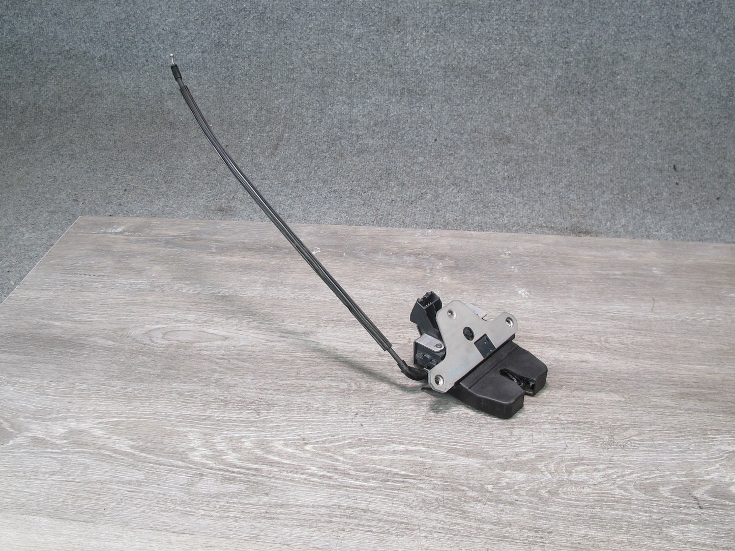 2012-2019 Range Rover Evoque L538 Rear Trunk Lid Lock Latch BJ32-442A66-AA