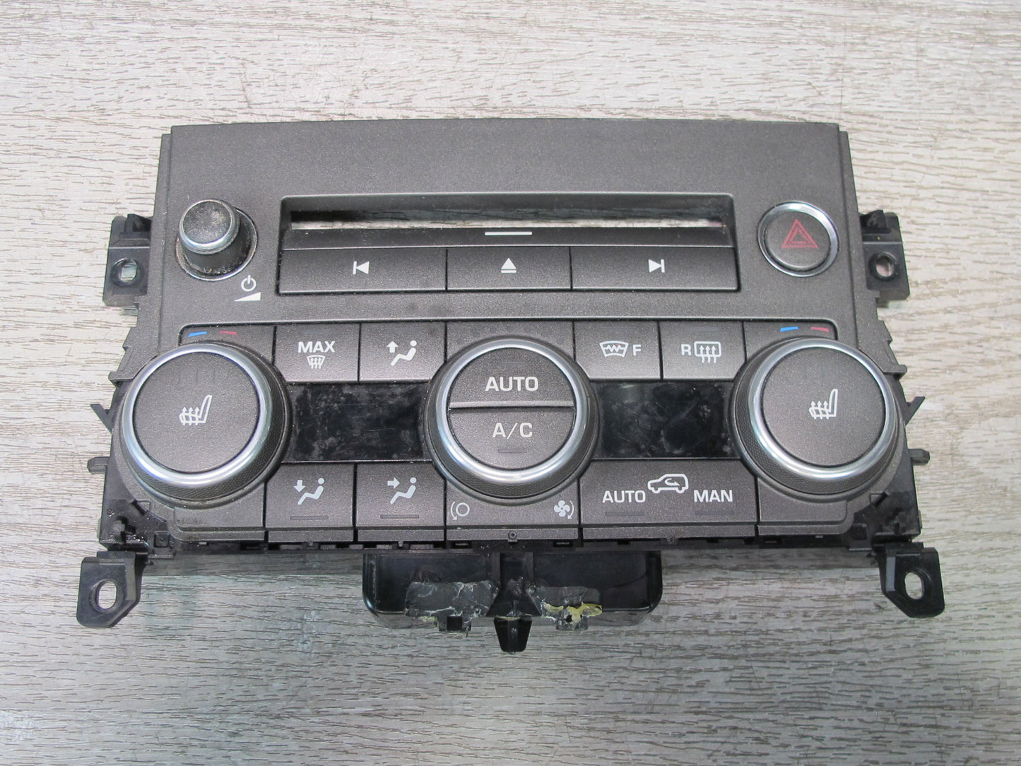 2012-2015 Range Rover Evoque L538 A/C Heater Climate Control Switch Panel