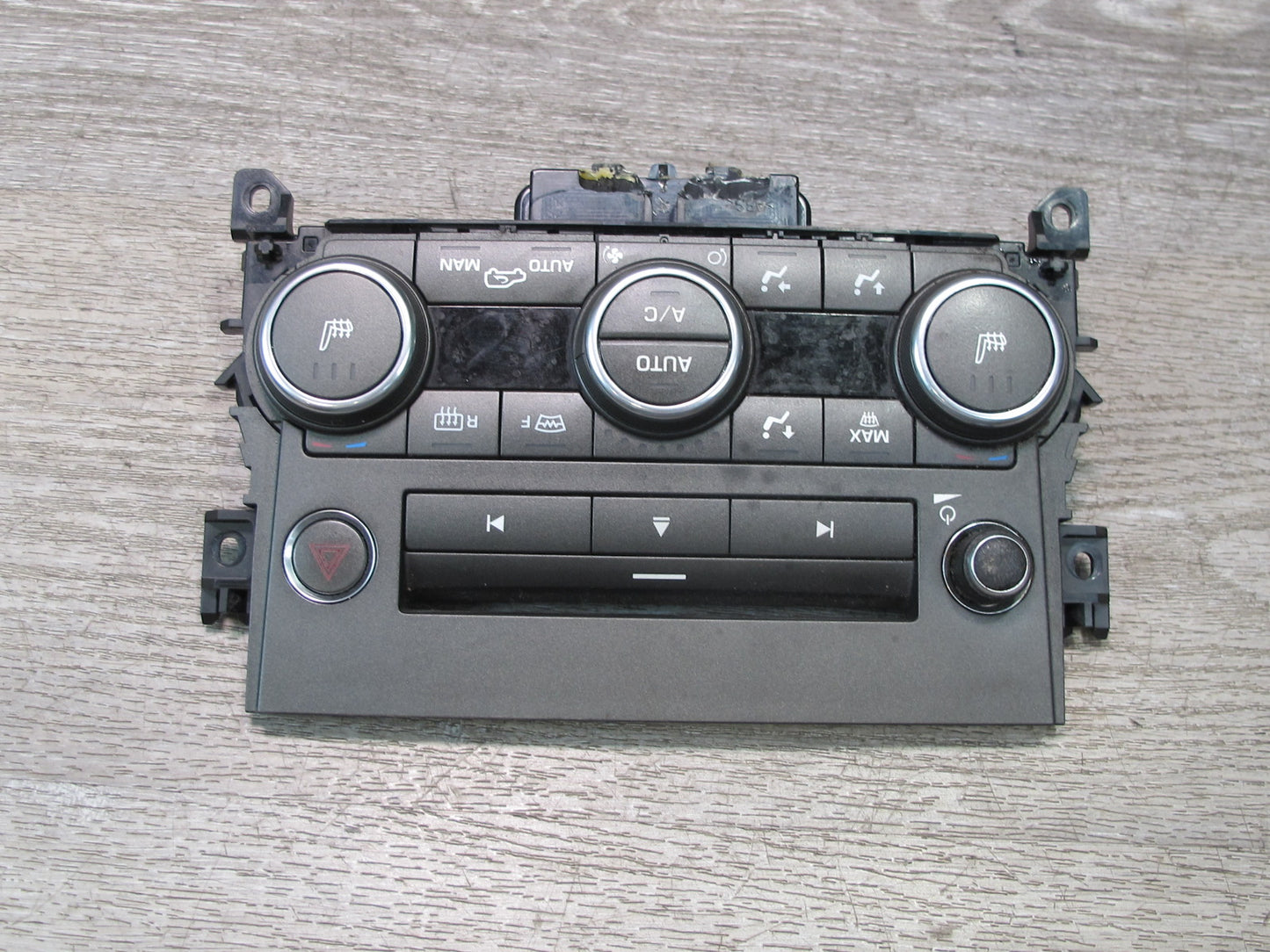 2012-2015 Range Rover Evoque L538 A/C Heater Climate Control Switch Panel