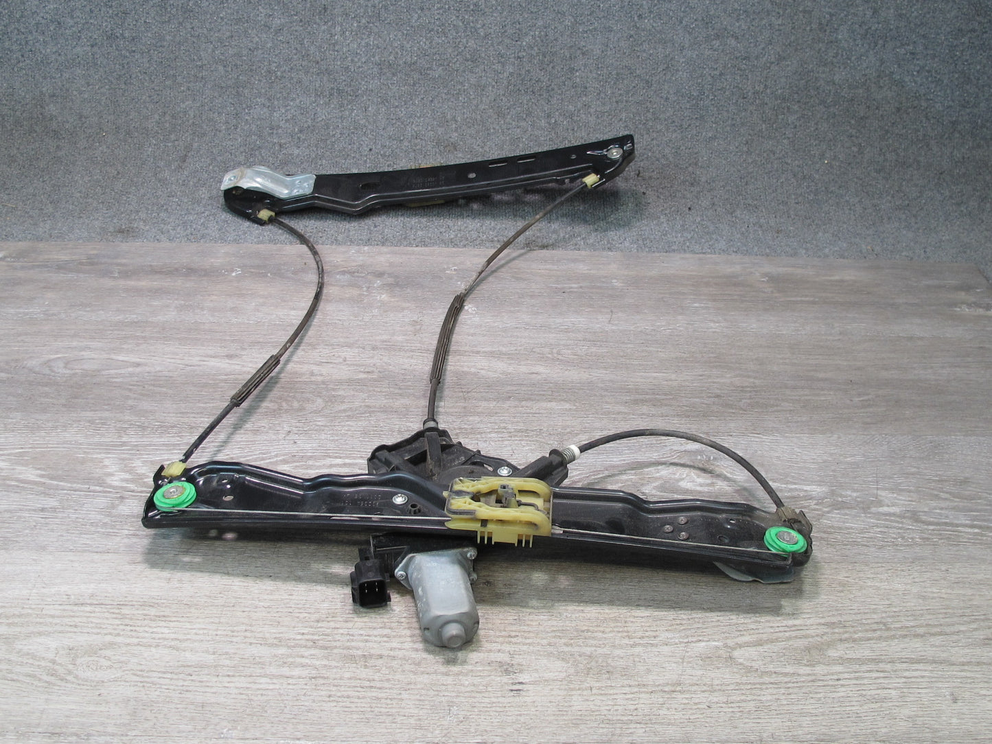 2012-2017 Range Rover Evoque L538 2DR Left Door Window Regulator w Motor
