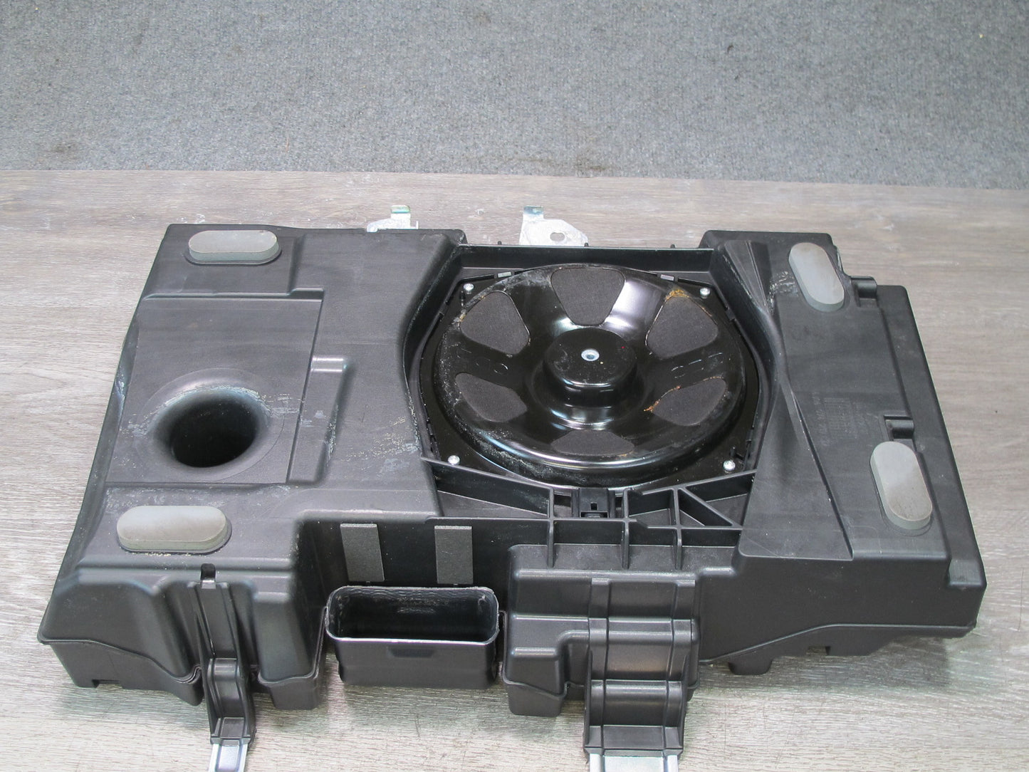 2012-2015 Range Rover Evoque L538 Rear Subwoofer Speaker BJ32-18808-EB
