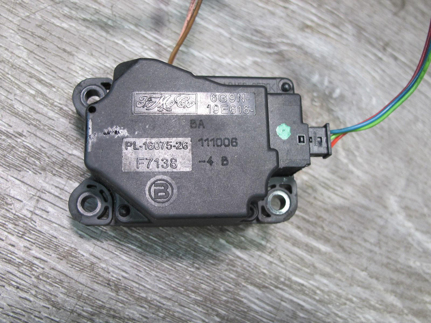2012-2015 Range Rover Evoque L538 A/C Heater Actuator Flap Door Motor Wiring Set