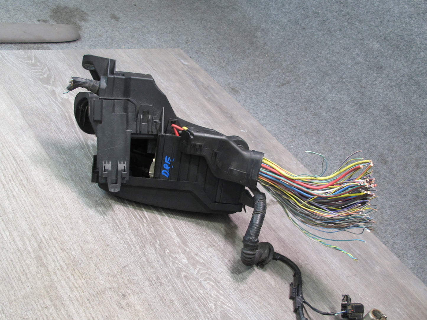 2012-2017 Range Rover Evoque L538 Engine Bay Fuse Relay Box Module