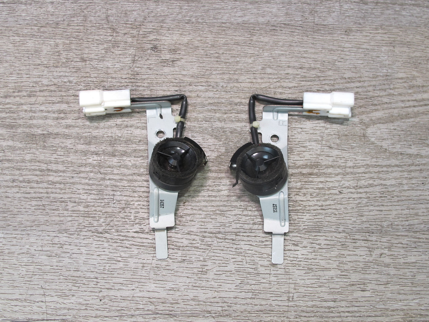 00-05 Toyota MR2 Spyder ZZW30L Set of 2 Left & Right Door Speaker Tweeter OEM