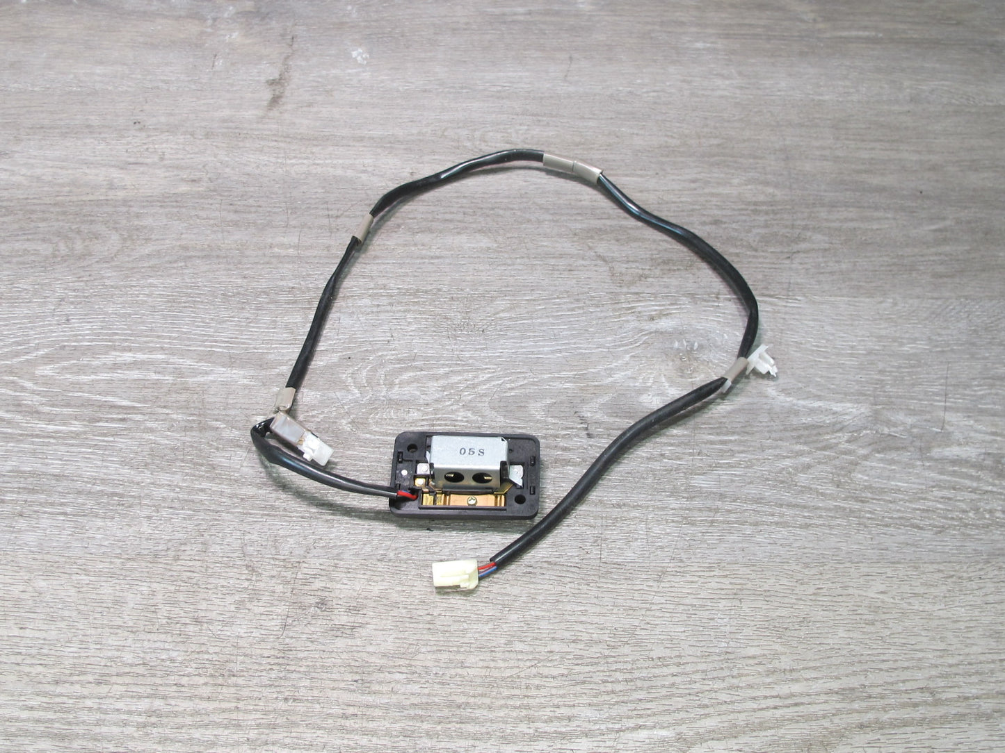 00-05 Toyota MR2 Spyder ZZW30L Interior Dome Light Lamp OEM