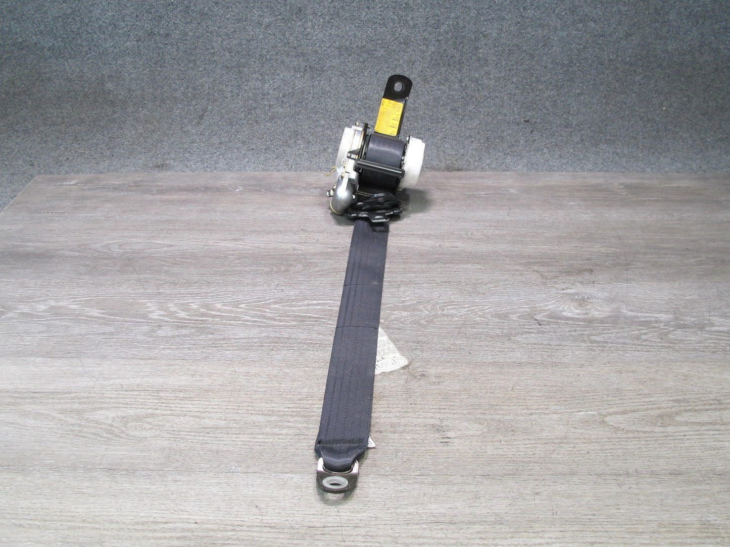 00-01 TOYOTA MR2 FRONT RIGHT & LEFT SIDE SEATBELT RETRACTOR SET OEM
