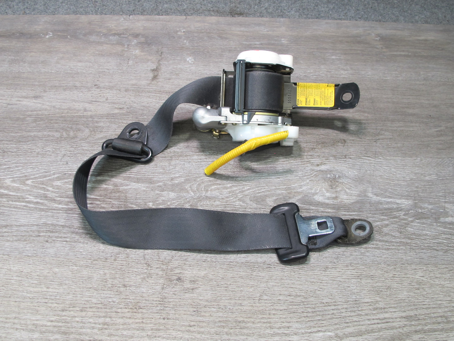 00-01 TOYOTA MR2 FRONT RIGHT & LEFT SIDE SEATBELT RETRACTOR SET OEM