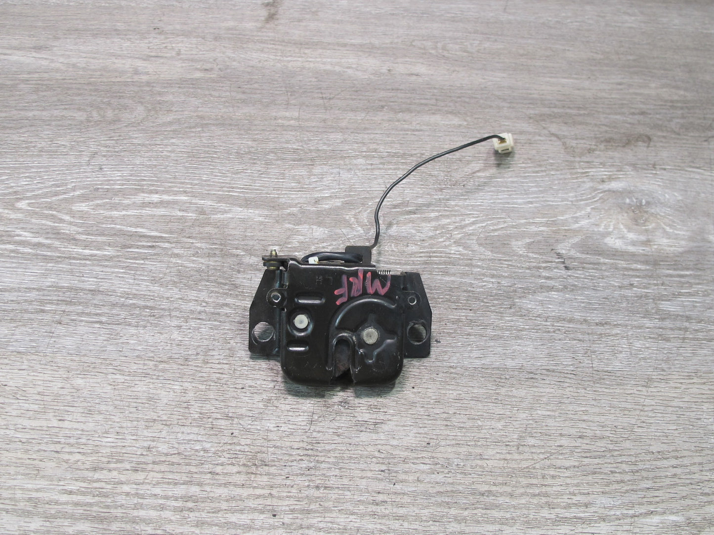 86-88 Mazda RX7 FC3S Coupe Set of 2 Left & Right Trunk Hatch Lock Latch OEM