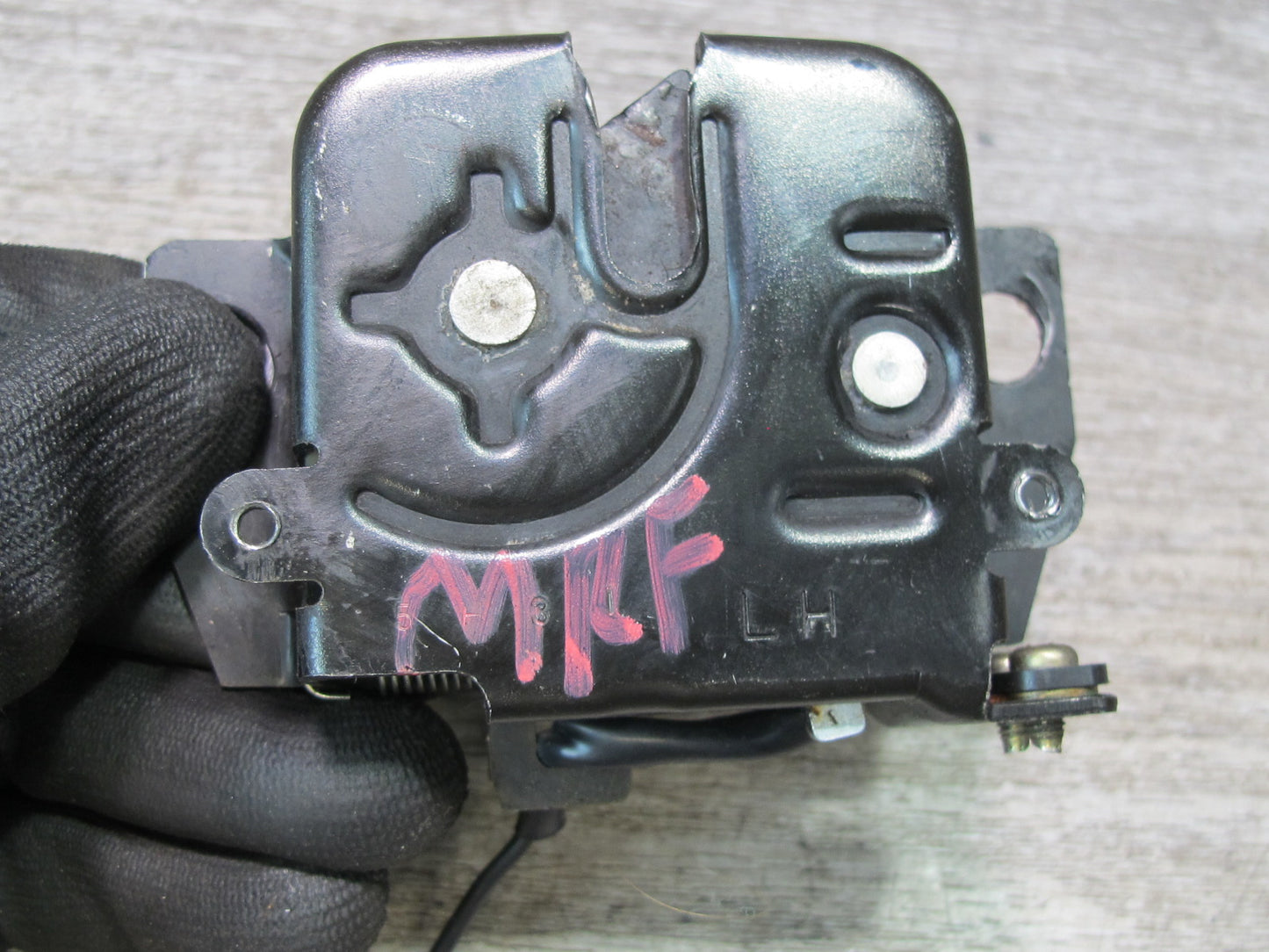 86-88 Mazda RX7 FC3S Coupe Set of 2 Left & Right Trunk Hatch Lock Latch OEM