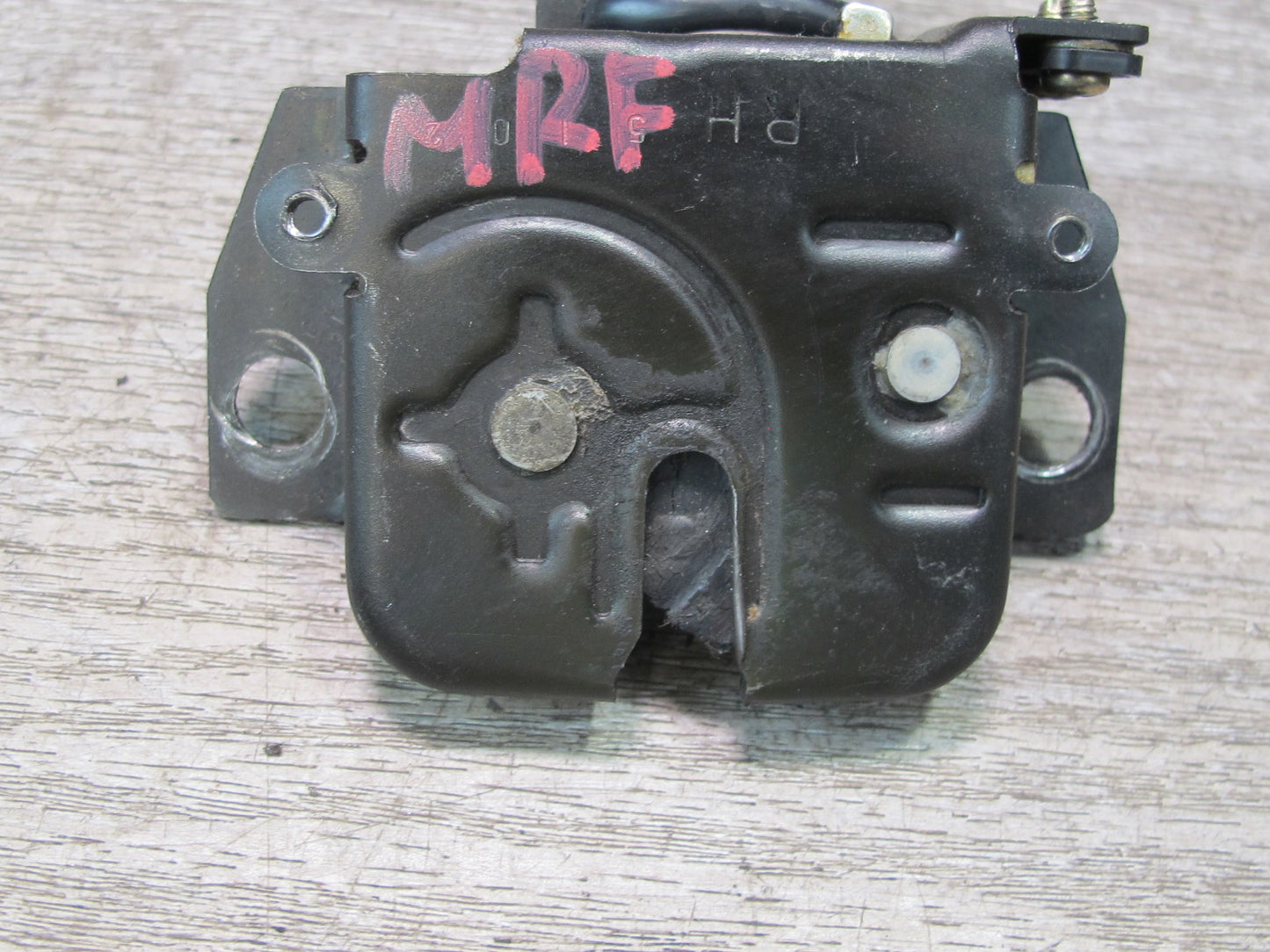 86-88 Mazda RX7 FC3S Coupe Set of 2 Left & Right Trunk Hatch Lock Latch OEM