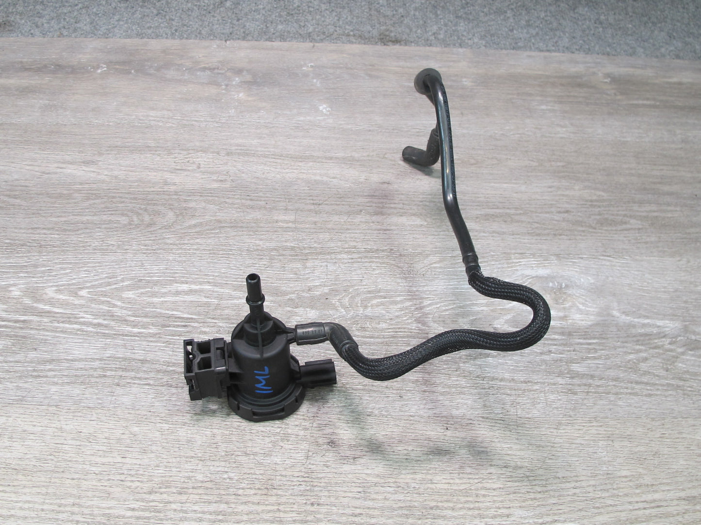 12-15 Mercedes W166 ML350 Fuel Vapor Canister Purge Solenoid w Hose Line OEM