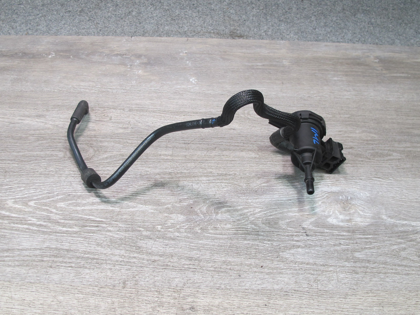 12-15 Mercedes W166 ML350 Fuel Vapor Canister Purge Solenoid w Hose Line OEM