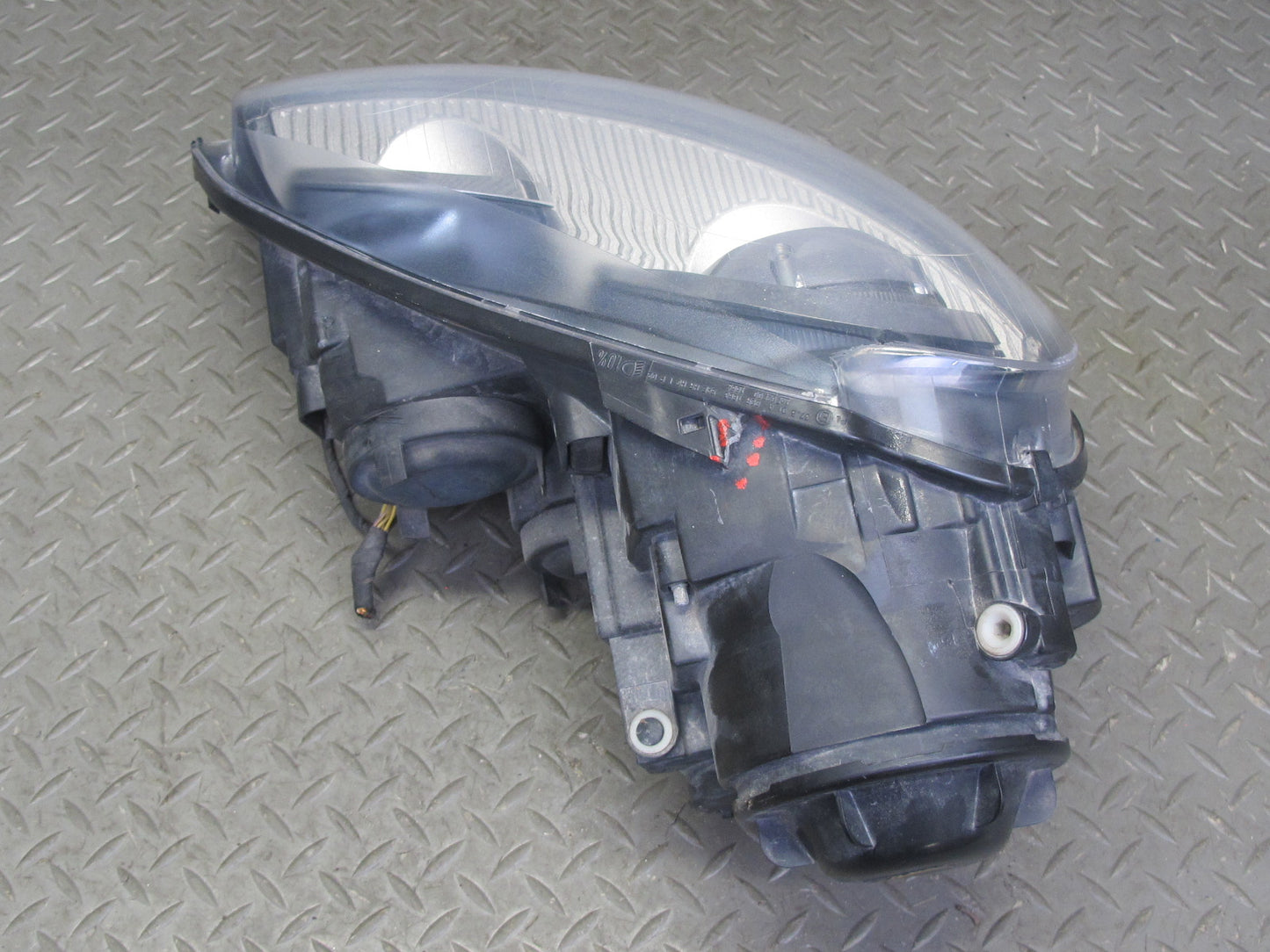 05-10 VW Jetta Rabbit R32 GTI Front Right HID Xenon Headlight Lamp OEM