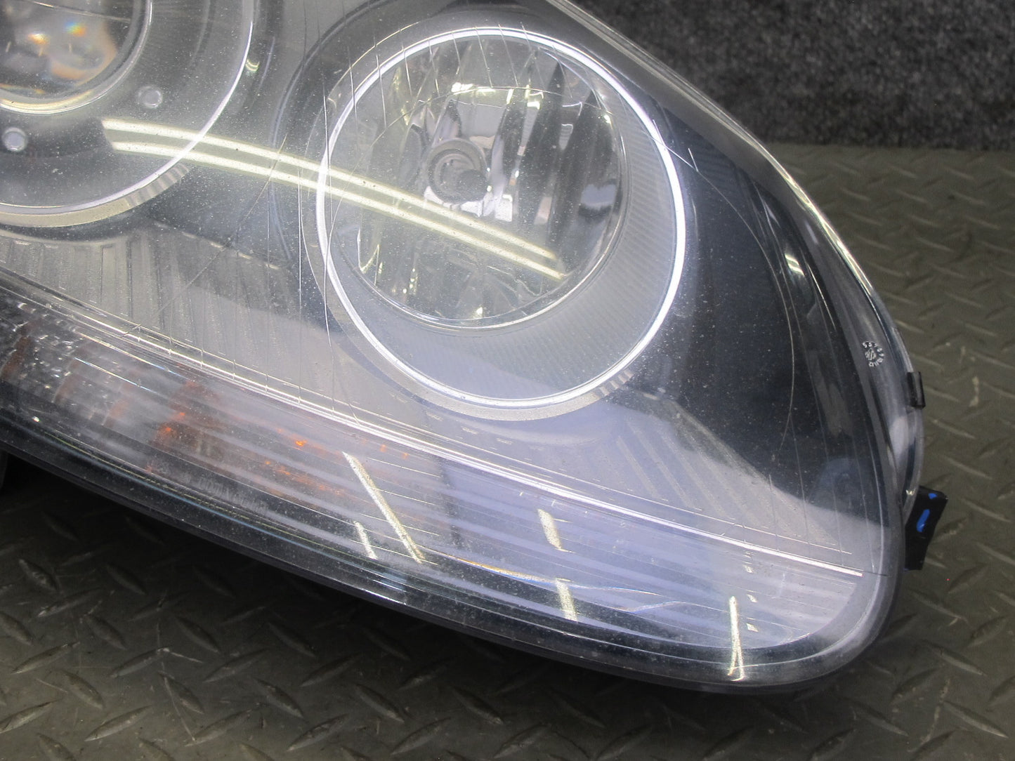 05-10 VW Jetta Rabbit R32 GTI Front Right HID Xenon Headlight Lamp OEM