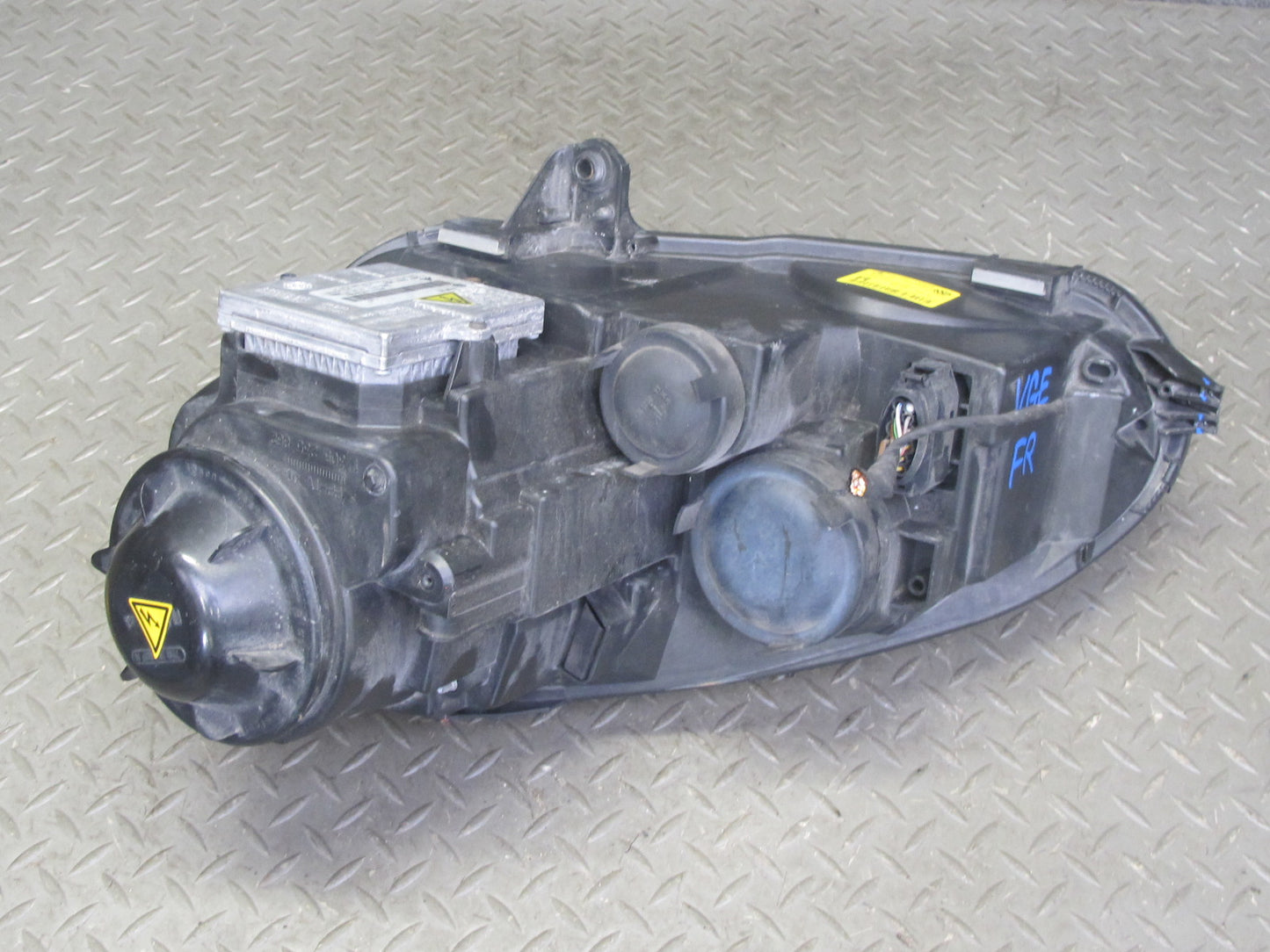 05-10 VW Jetta Rabbit R32 GTI Front Right HID Xenon Headlight Lamp OEM