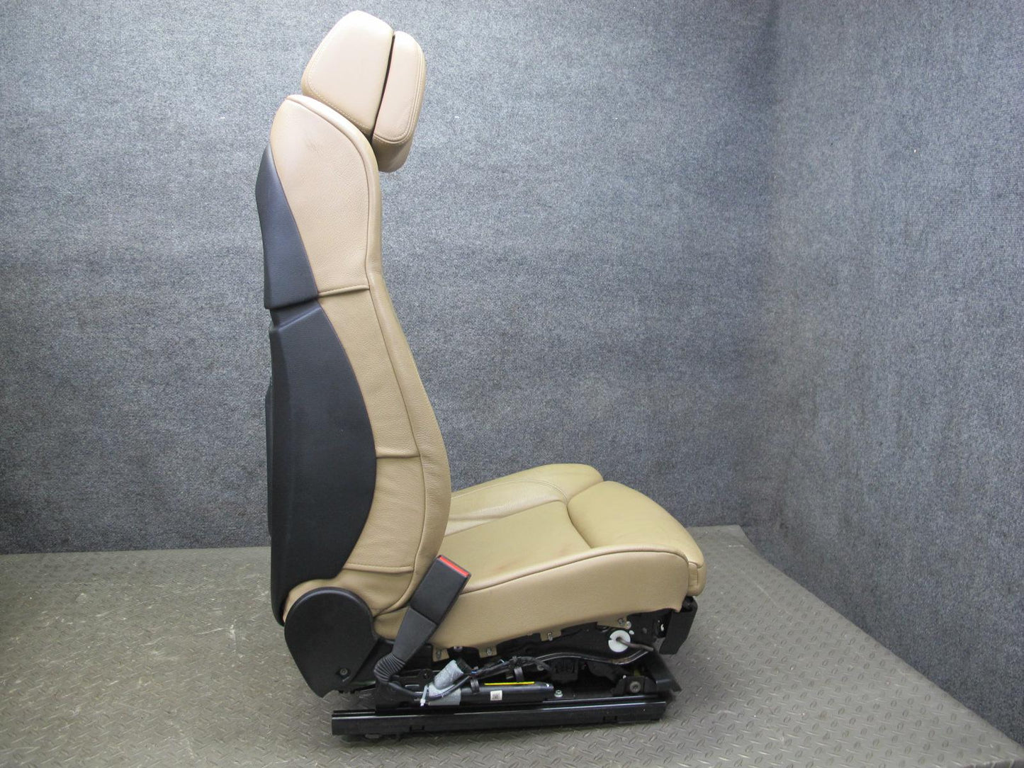 2010-2013 BMW E70 X5M Front & Rear Comfort Heated Leather Seat Set