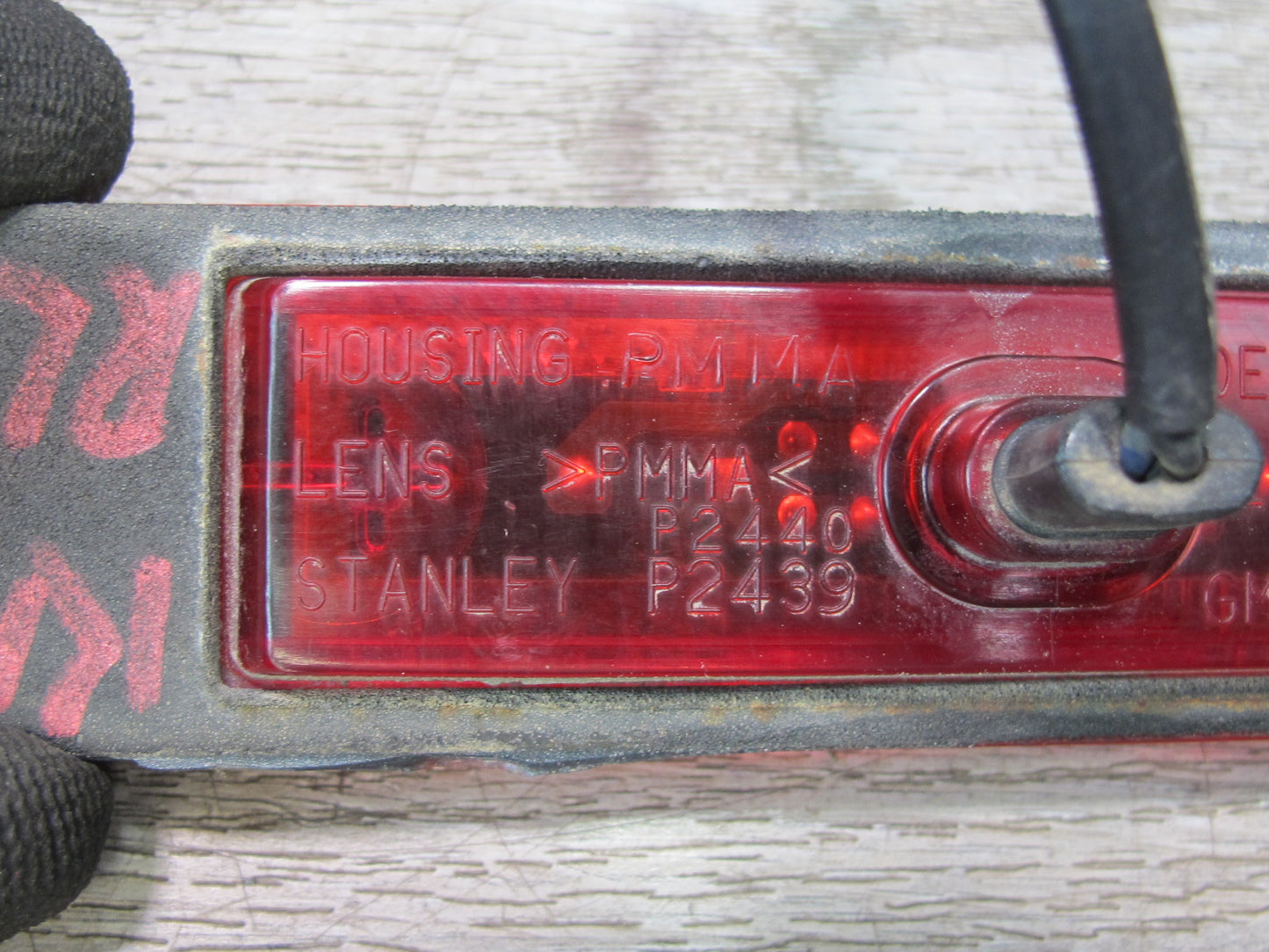 2003-2009 Hummer H2 Rear Left & Right Side Quarter Panel Marker Lamp Light Set