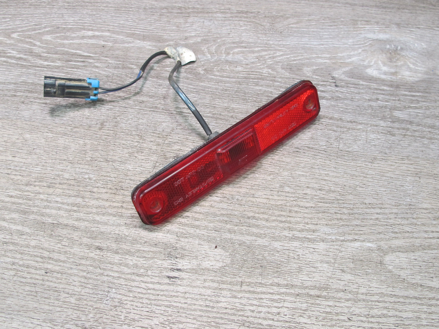 2003-2009 Hummer H2 Rear Left & Right Side Quarter Panel Marker Lamp Light Set