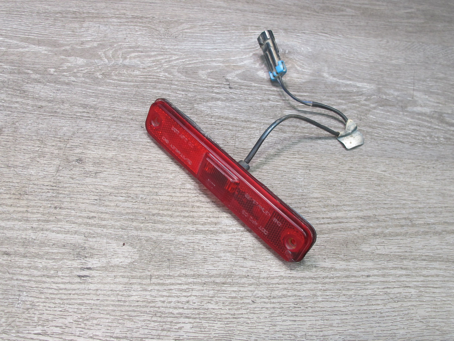 2003-2009 Hummer H2 Rear Left & Right Side Quarter Panel Marker Lamp Light Set
