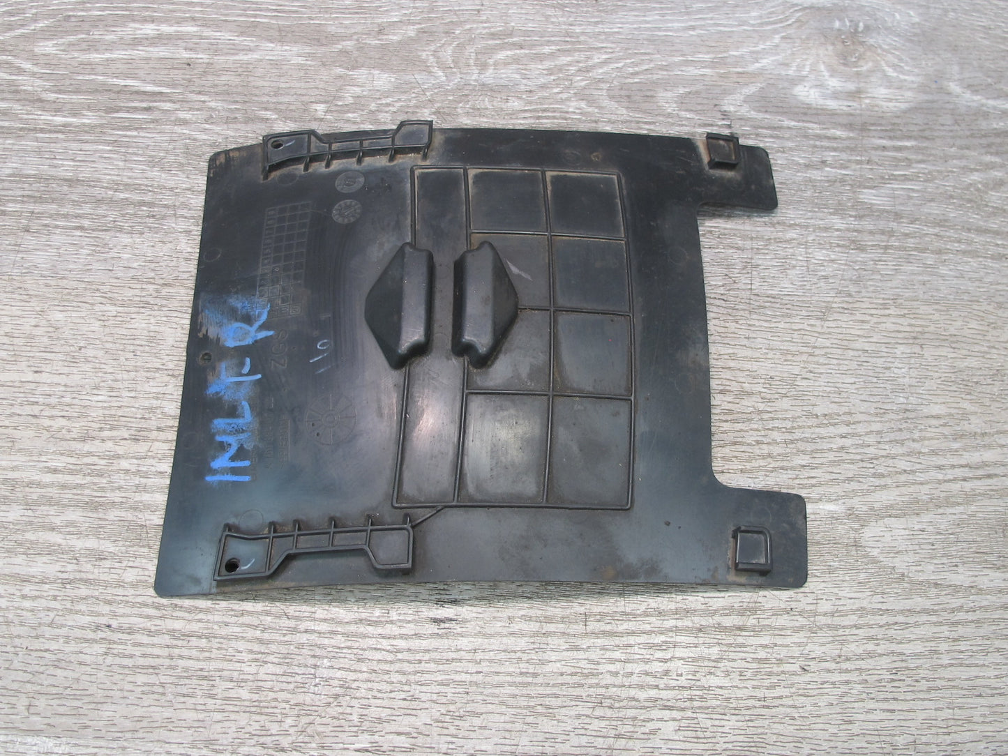 12-15 Mercedes W166 X166 GL ML Front Left Fender Liner Access Cover Lid OEM